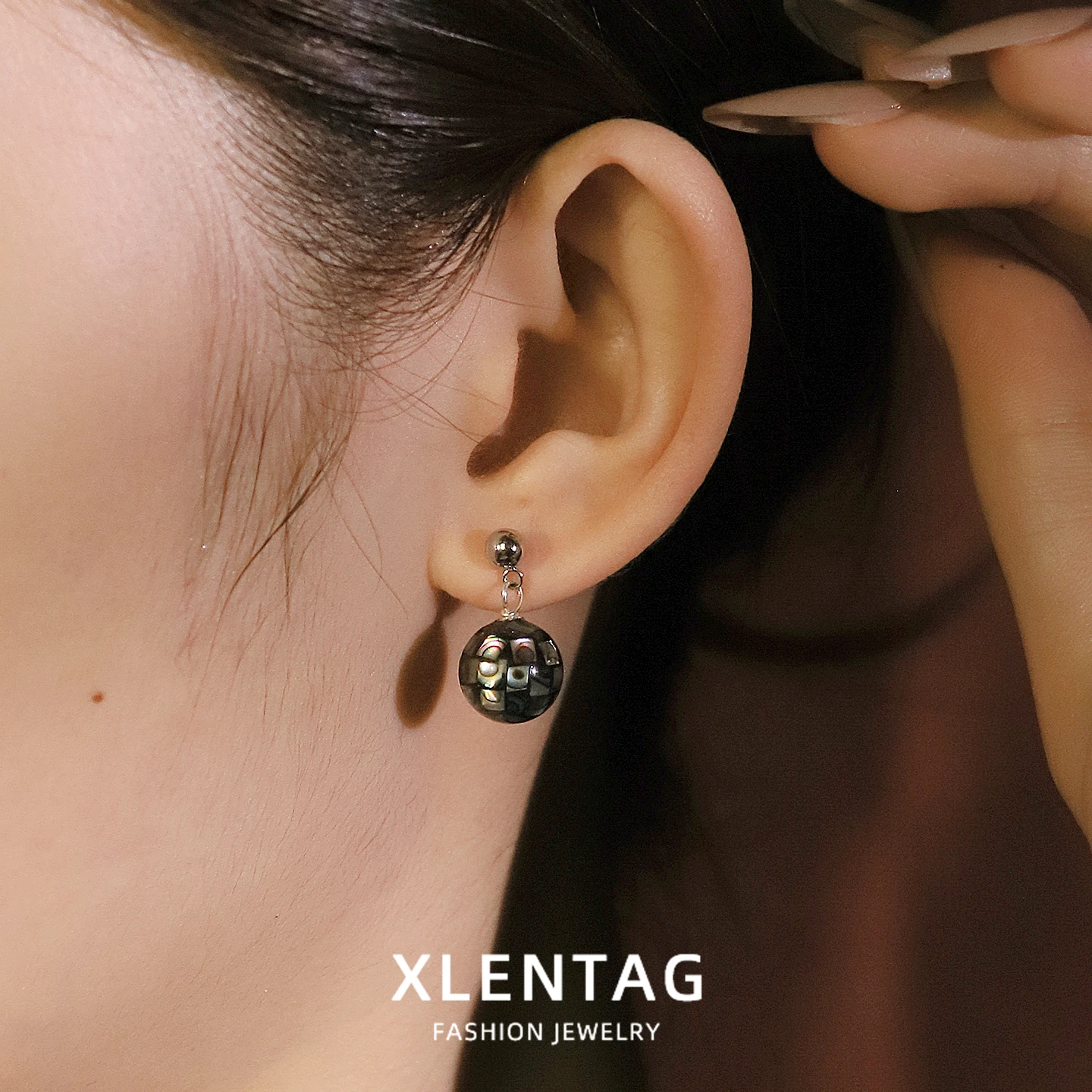 Abalone Shell Ball Shape Stud Earring for Women Daily Banquet Jewelry Gift Original Design Earring European American Style Jewel