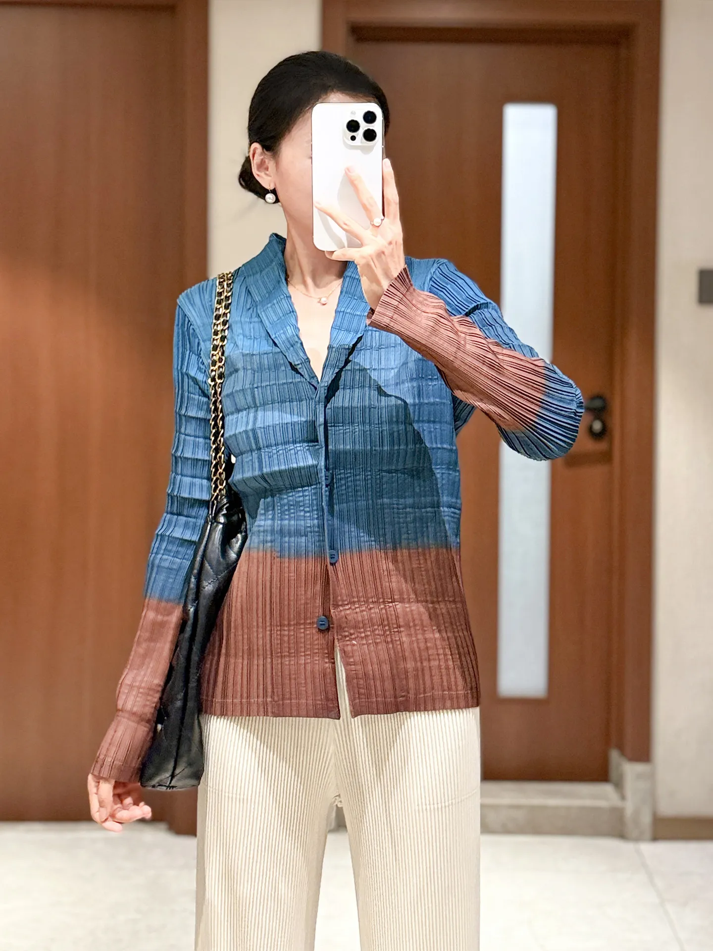 Women Pleated Gradient Shirt - Blue Brown Long Sleeve Blouse Lightweight Collared Top Casual Office Daily Wear 2026 Spring New