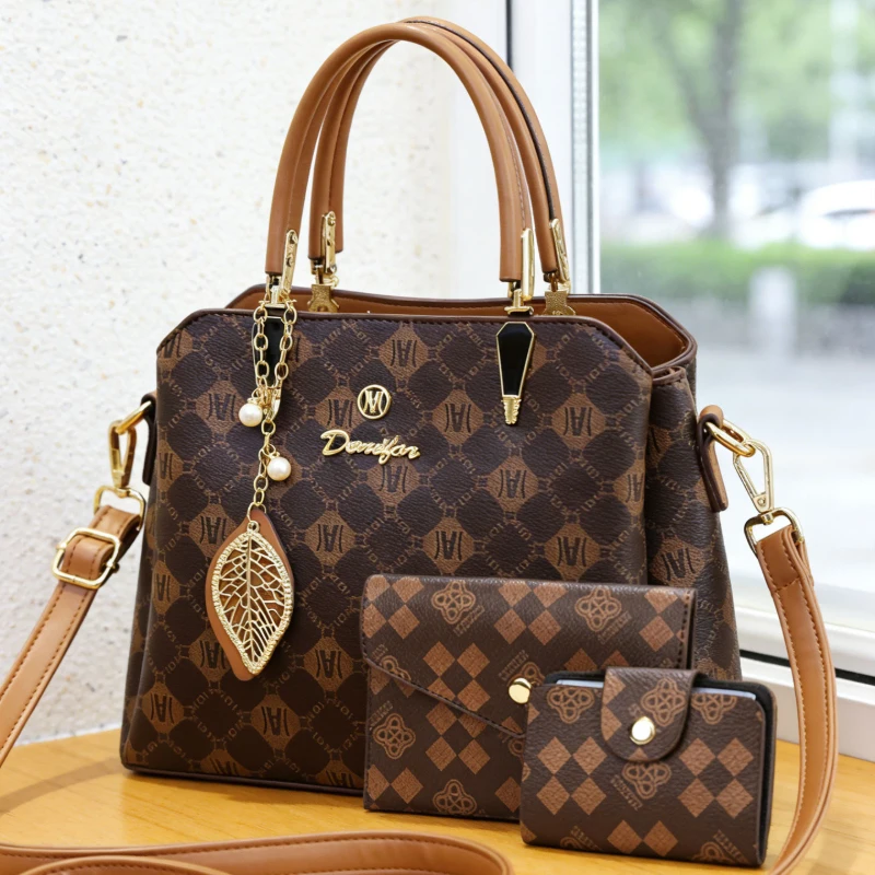 Women's bag, large-capacity handbag, gift for wife or girlfriend, birthday present, elegant and versatile shoulder bag, high-qua