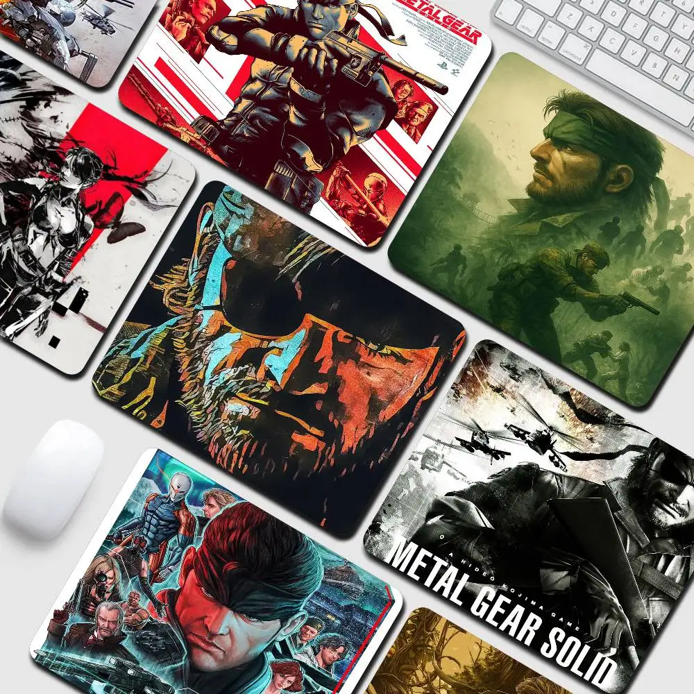 Metal Gear Solid Classic Video Game Character Small Mouse Pad Gaming Laptop Mousepad Gamer Carpet Keyboard Mat Desk Protector