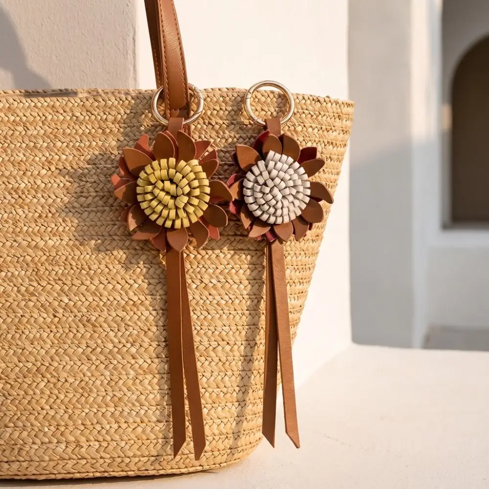 Multi-color Key Chain Leather Sunflower Pendant Weave Hanger Pu Flower Keychain Fashion Handmade Bag Charm Bag Ornament