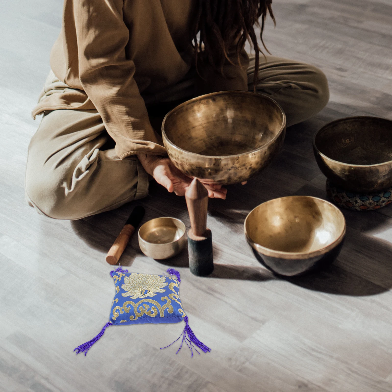 

Buddha Sound Bowl Cushion Smudging Nepal Handmade Root Singing Music Manual Decorative