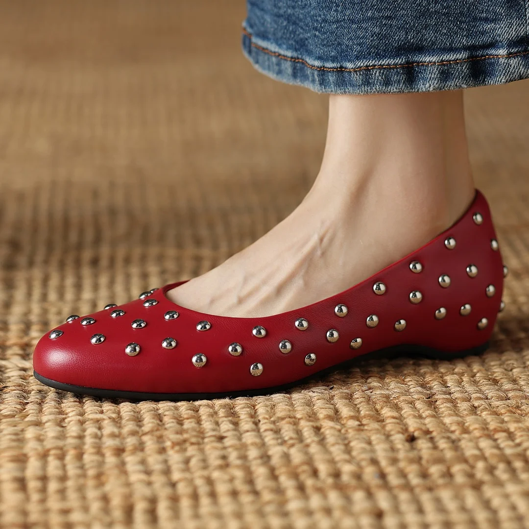 

Women's sheepskin round toe slip-on flats rivet decoration high quality soft comfortable casual female daily shoes for woman hot