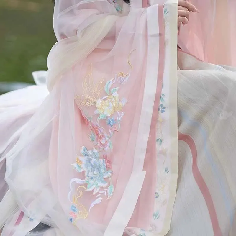 فستان هانفو كبير الحجم للنساء الصيني التقليدي القديم أزياء هانفو التأثيرية المطرزة باللون الوردي والأزرق فستان حفلات هانفو مقاس كبير