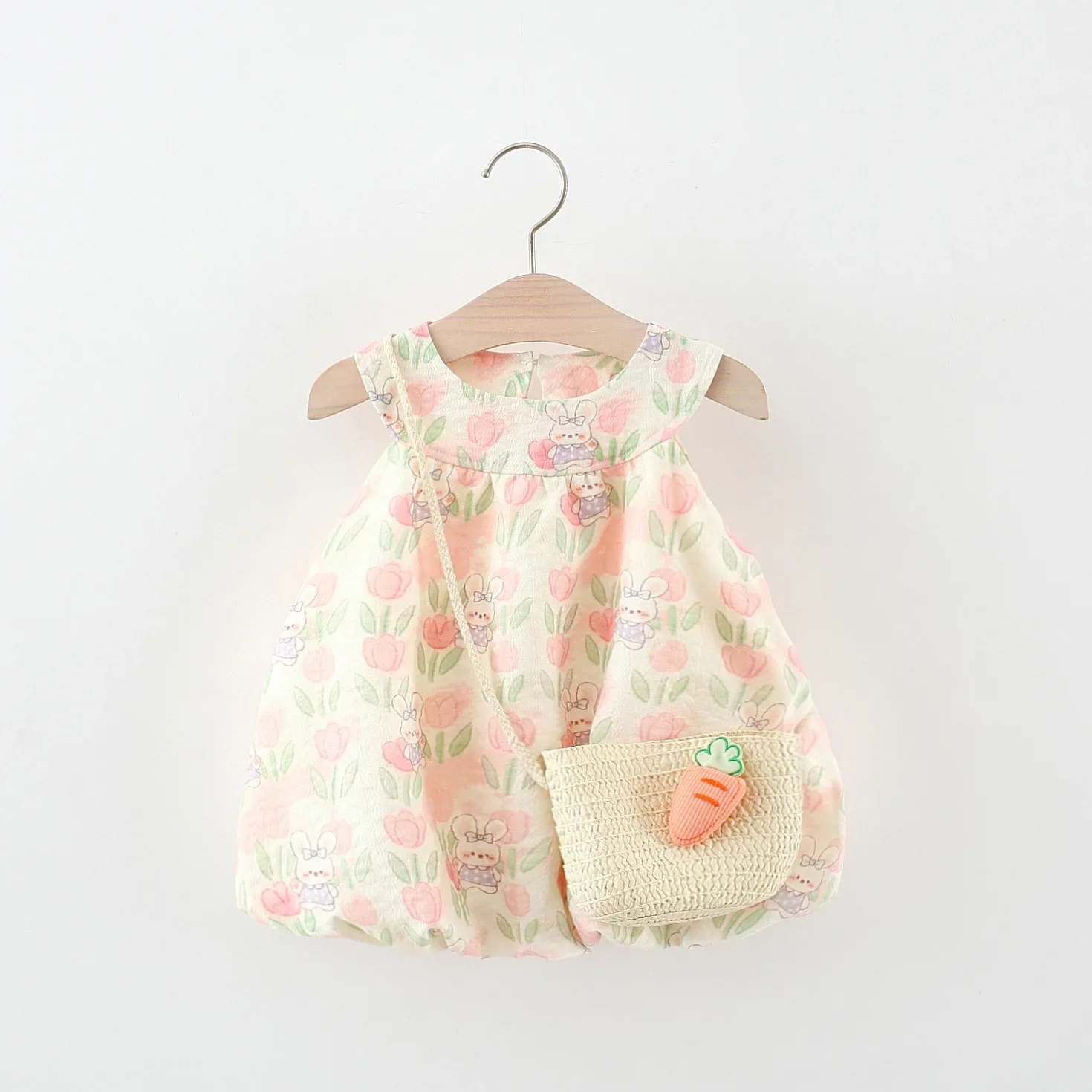 2 New Summer Baby Girl Dresses Sweet Little Bunny Sleeveless Princess Dress Paired with Cute Crossbody Bag Suitable for Ages 0-4