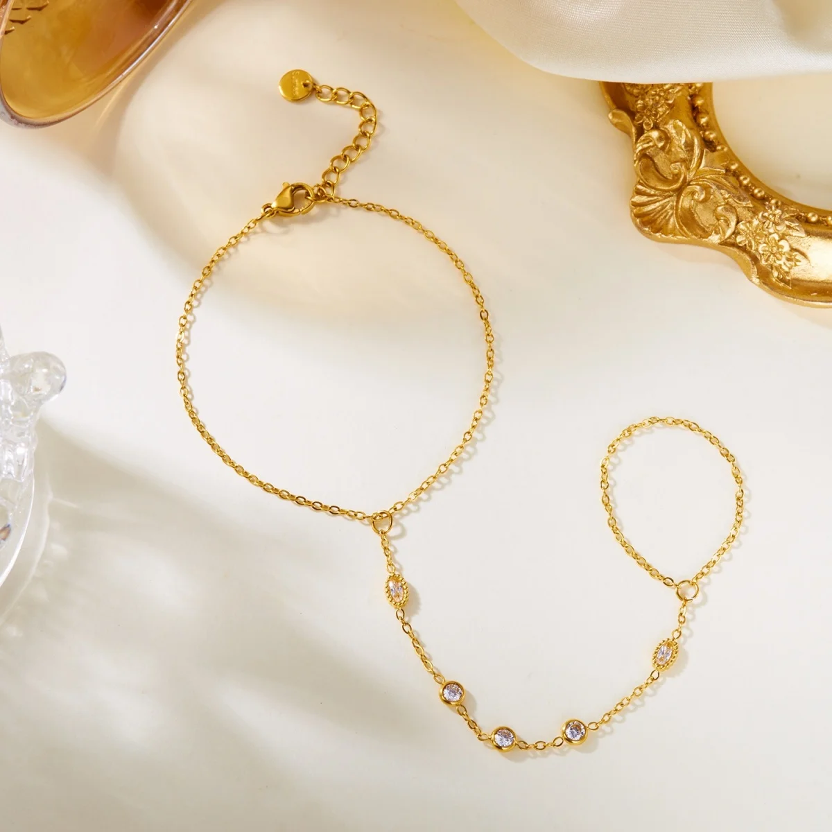 Minimalistische runde Zirkon-Fingerarmbänder aus Edelstahl für Damen und Herren, geometrischer ovaler Kristall-Blumenring, Armreif, Hochzeitsschmuck – Detail 29