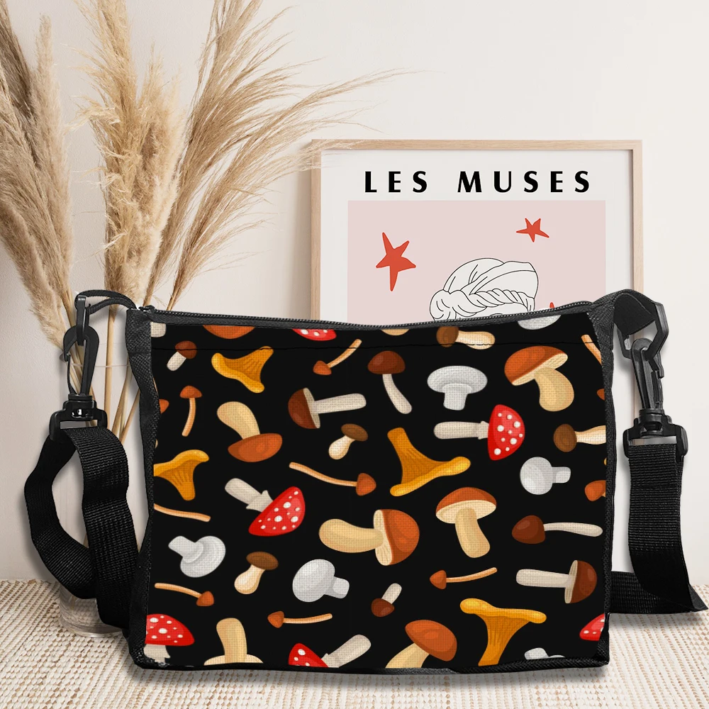 

Mushroom-Seamless-Pattern Women's Commuting Shoulder Straps Fashion Printed Large Handbag 5.23