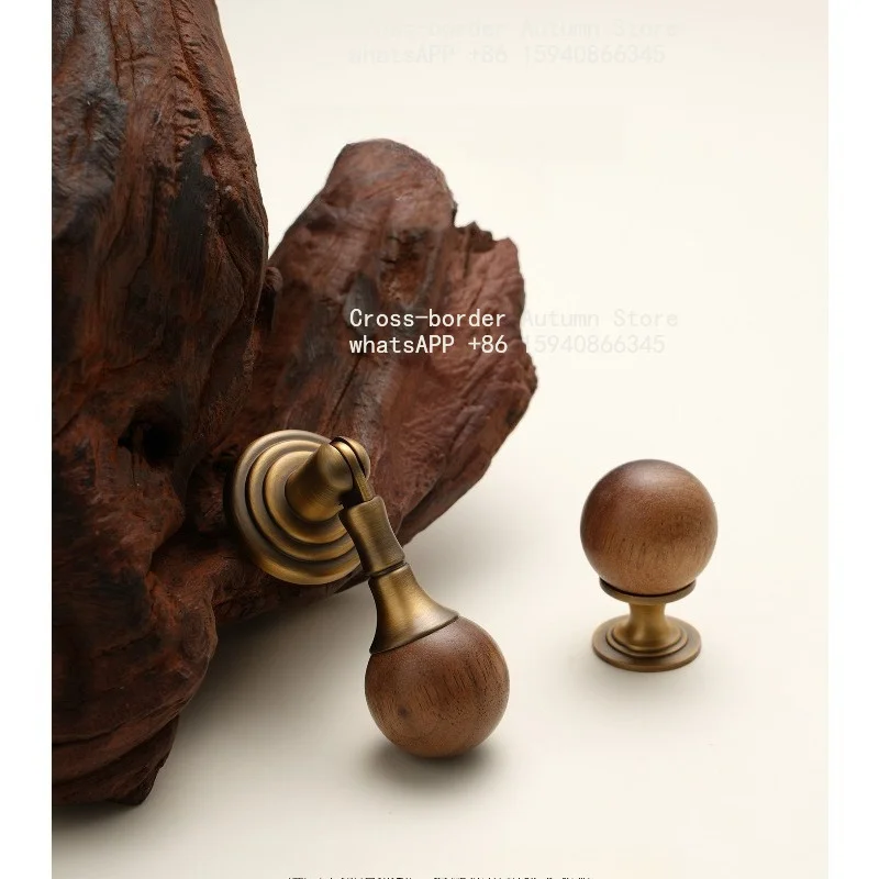 Medieval French walnut brass handle, small handle of wardrobe, cabinet drawer, high-value goods