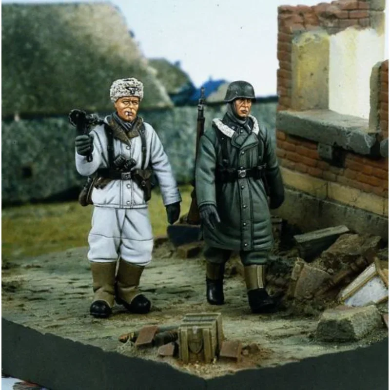 1/35 Scale Die-cast Resin White Model N Soldier 2 People Combination Needs Hand-painted Model Free Shipping