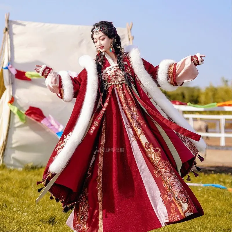 2026 جديد الشتاء الصينية المطرزة رشاقته الدافئة الأحمر Hanfu عيد الميلاد زي المرأة السنة الجديدة زي Hanfu البدلة