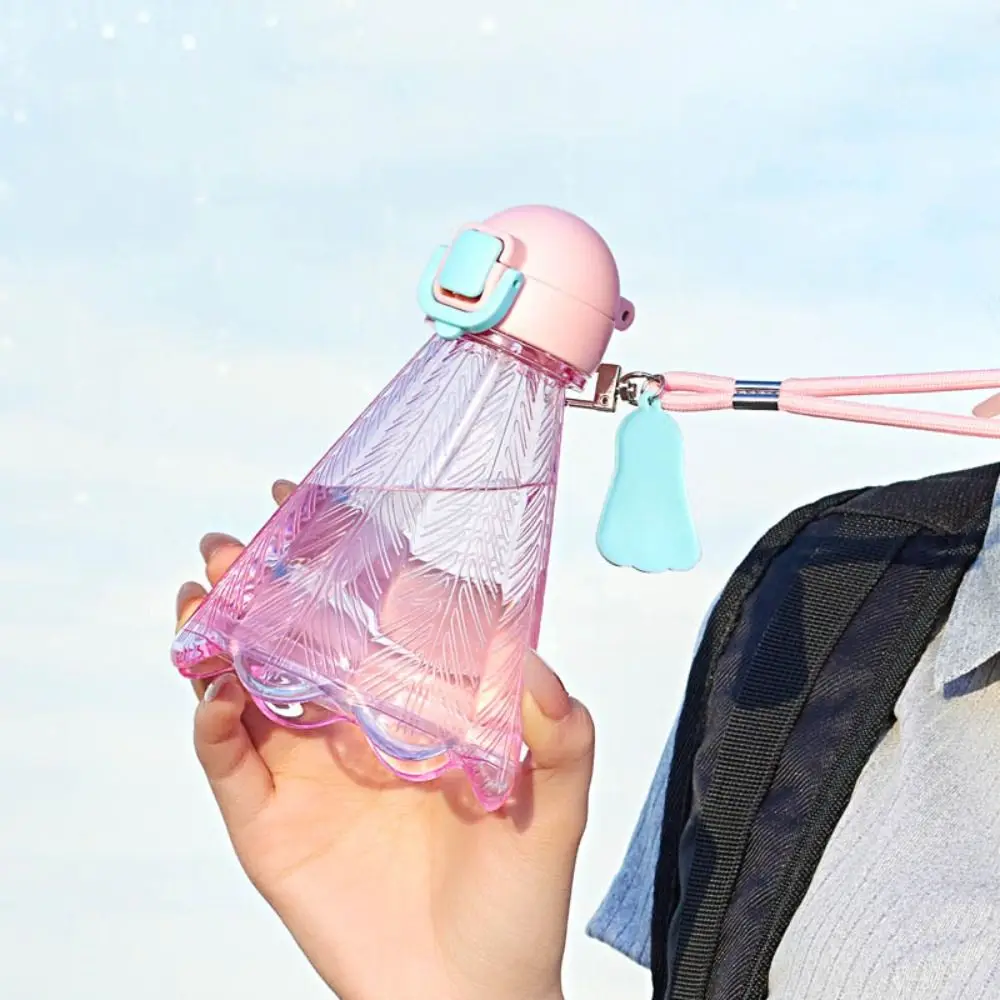 

With Straw And Rope Badminton Water Bottle 300ml Leakproof Transparent Plastic Cup Creative Badminton-Shaped Design