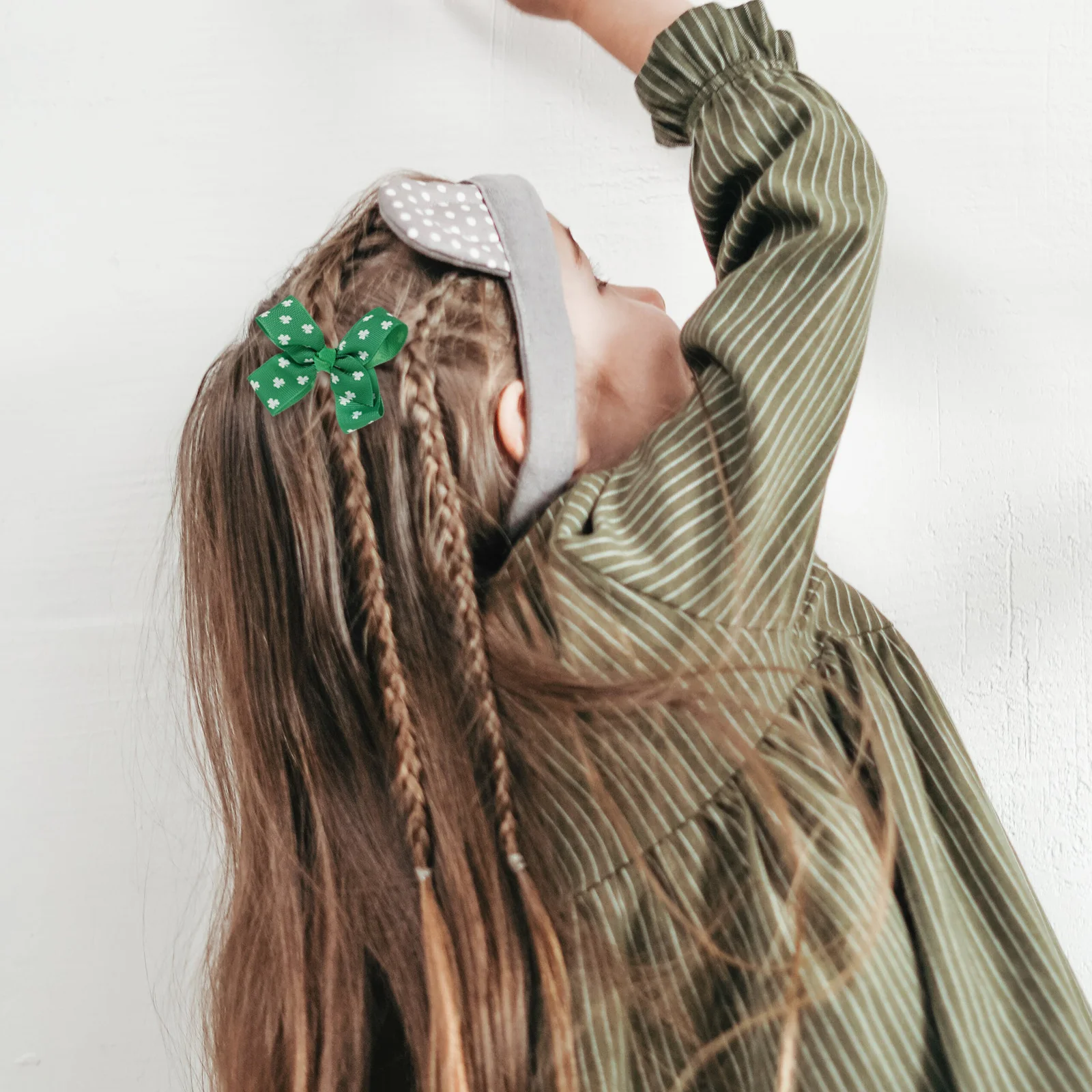 

2Pcs Grosgrain Ribbon Clover Bobby Pin Duckbill Clip Kids Hairclip for St Patricks Day Daily Wear Fashion Hairclip for Kids