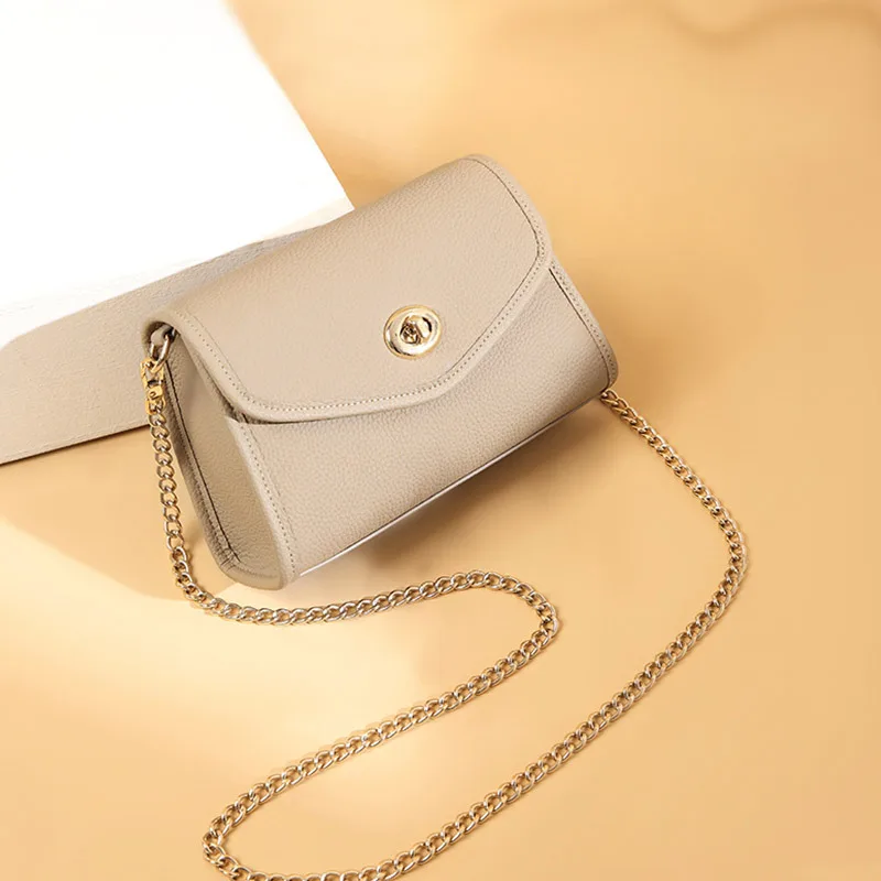 

Genuine Leather Women's Shoulder Bag Vintage Simple flap Bag French Leather Crossbody Bag Versatile Female Handdbag