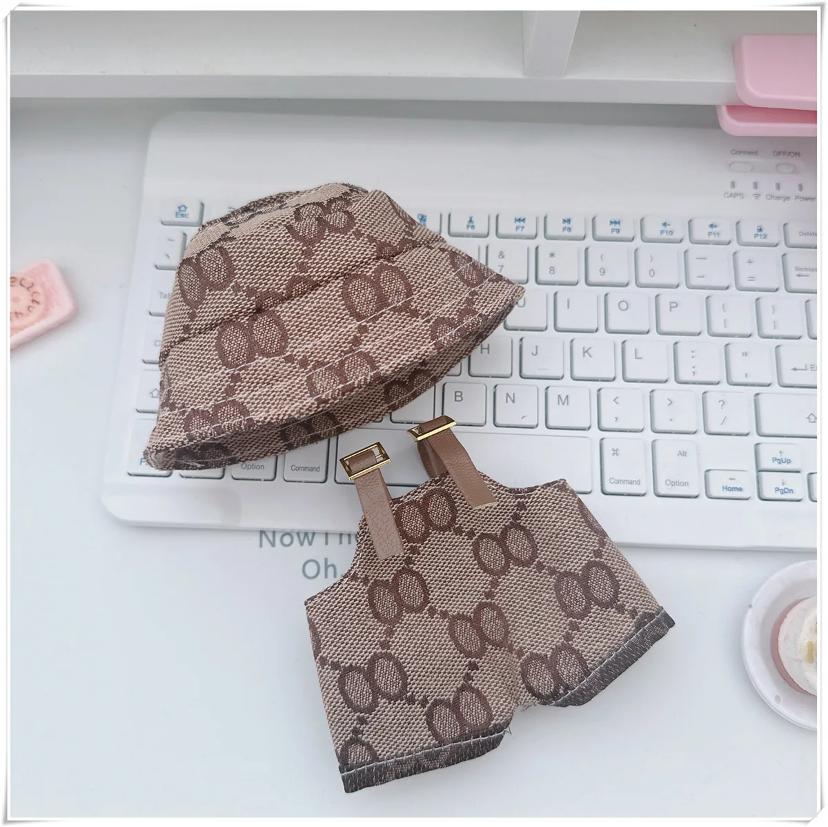 Ropa de bebé Labubu de 12. a generación, 17cm, accesorios de traje de fiesta Labubu, pantalones de fondo triangular