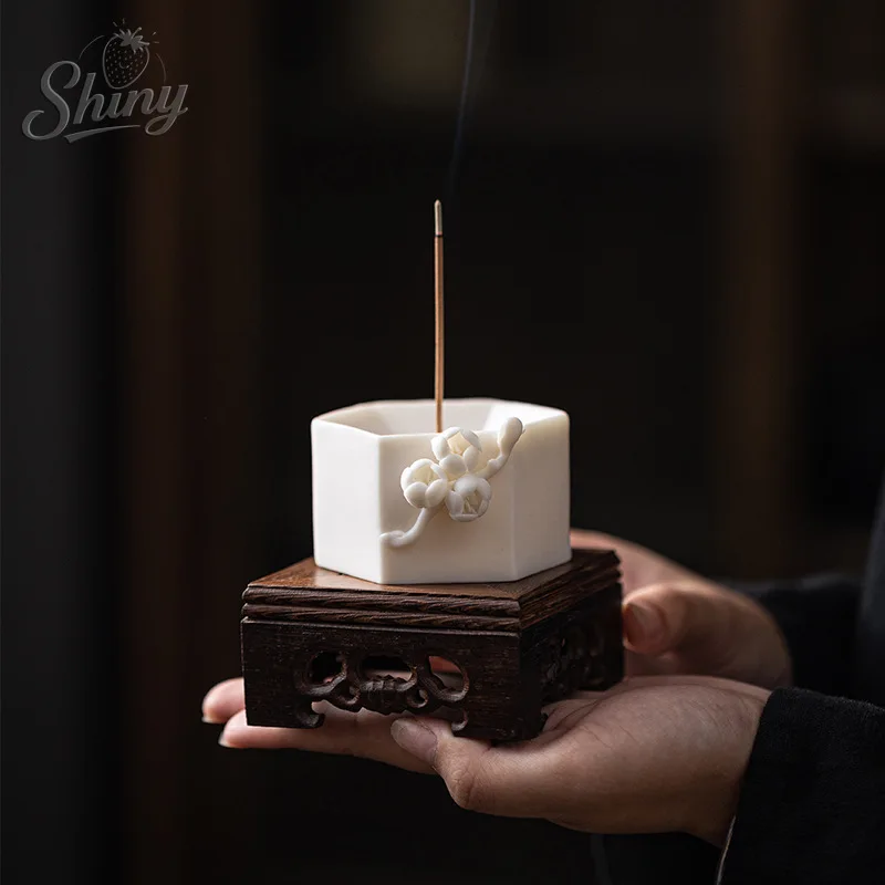 

Creative Handmade White Porcelain Plum Blossom Incense Burner Household Indoor Tea Table Vertical Incense Ornament