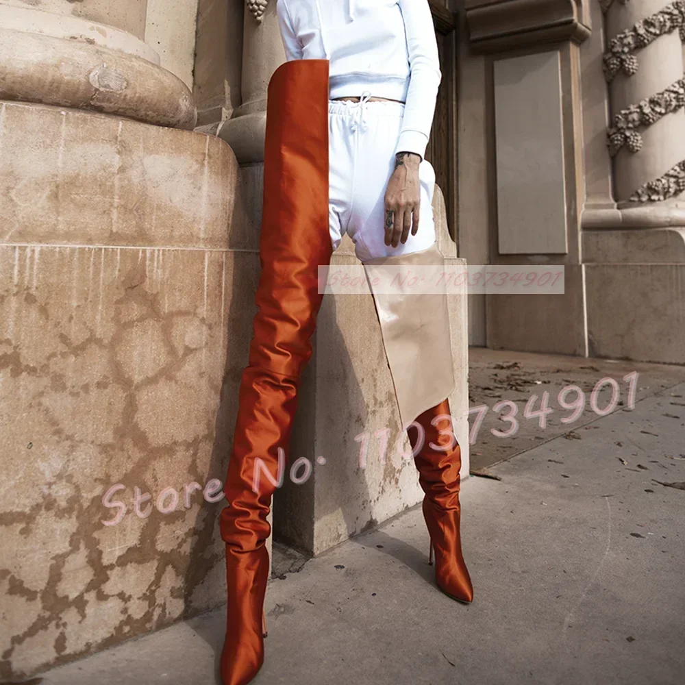 

Высокие сапоги на шпильке с длинной талией, женские подиумные розовые атласные сапоги выше колена с острым носком на высоком каблуке, женские модные сапоги выше колена для мероприятий