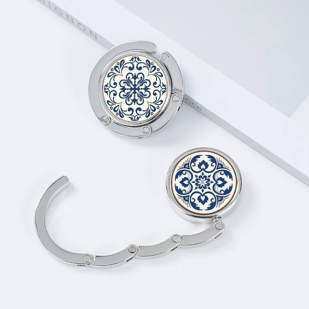 Folding Desktop Stand Hook Zinc Alloy Circular Table Edge Hook Hanging Blue and White Porcelain Design Tote Holder