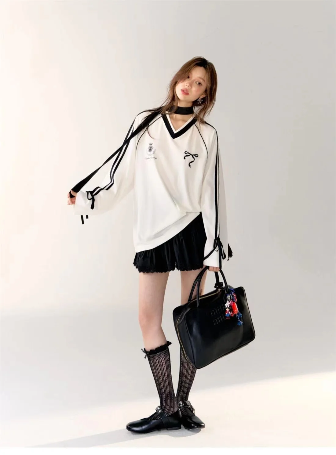 الأمريكية بلون مطبوعة شريط الخامس الرقبة الخريف والشتاء جديد فضفاض جميع الأزياء جيرسي طويلة الأكمام الدافئة هوديي امرأة #5