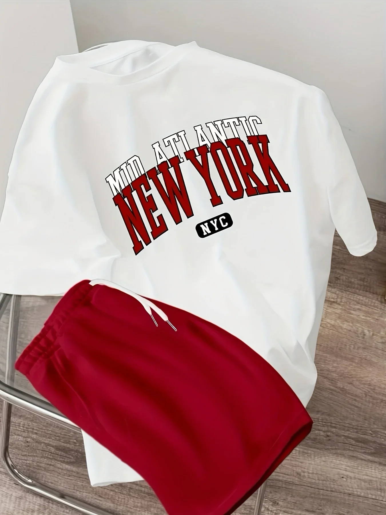 

Summer Men's Outdoor Letter Print Short-Sleeve T-Shirt and Shorts Set Crew Neck T-Shirt Sportswear Stylish Men's Two-Piece Set