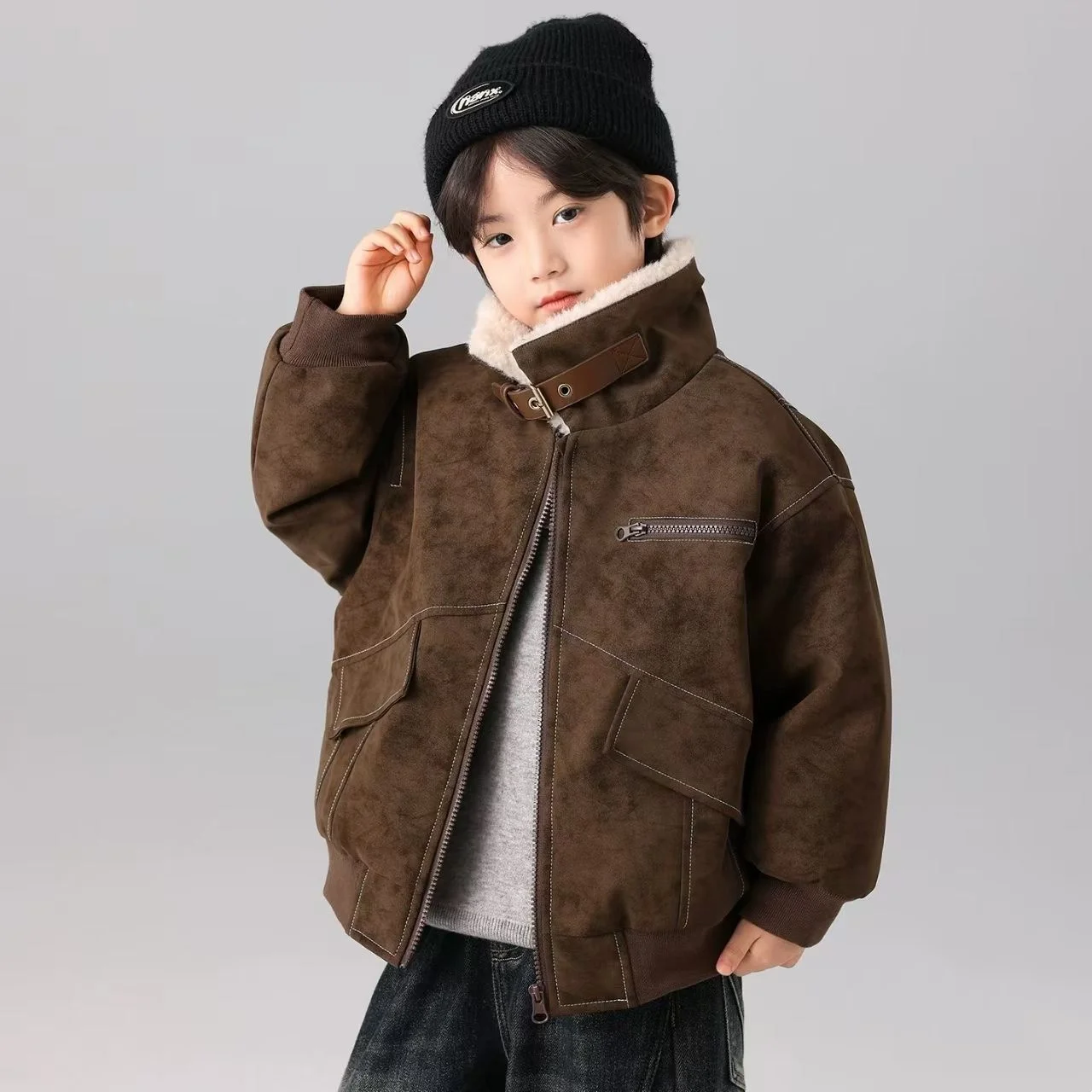 Boys' 2026 New Autumn and Winter Collection with Thick Velvet Jacket Small and Medium sized Boys' Cotton Clothes Trendy
