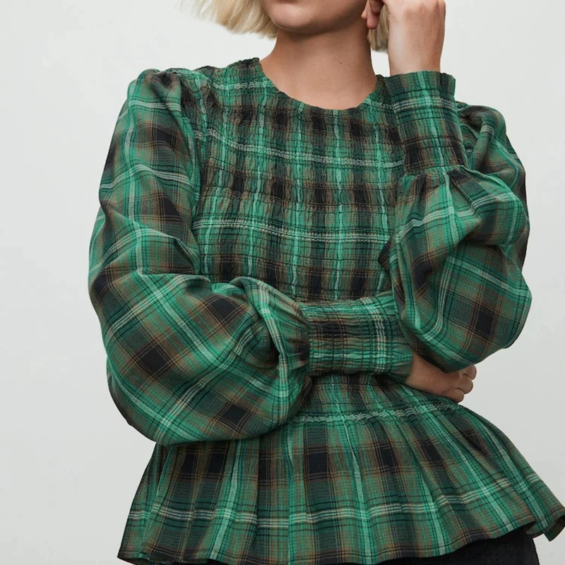 

Women Christmas Elegant Lantern Long Sleeve Crew Neck Blouse Pleated Plaid Print Smocked Ruffle Hem Shirt Streetwear