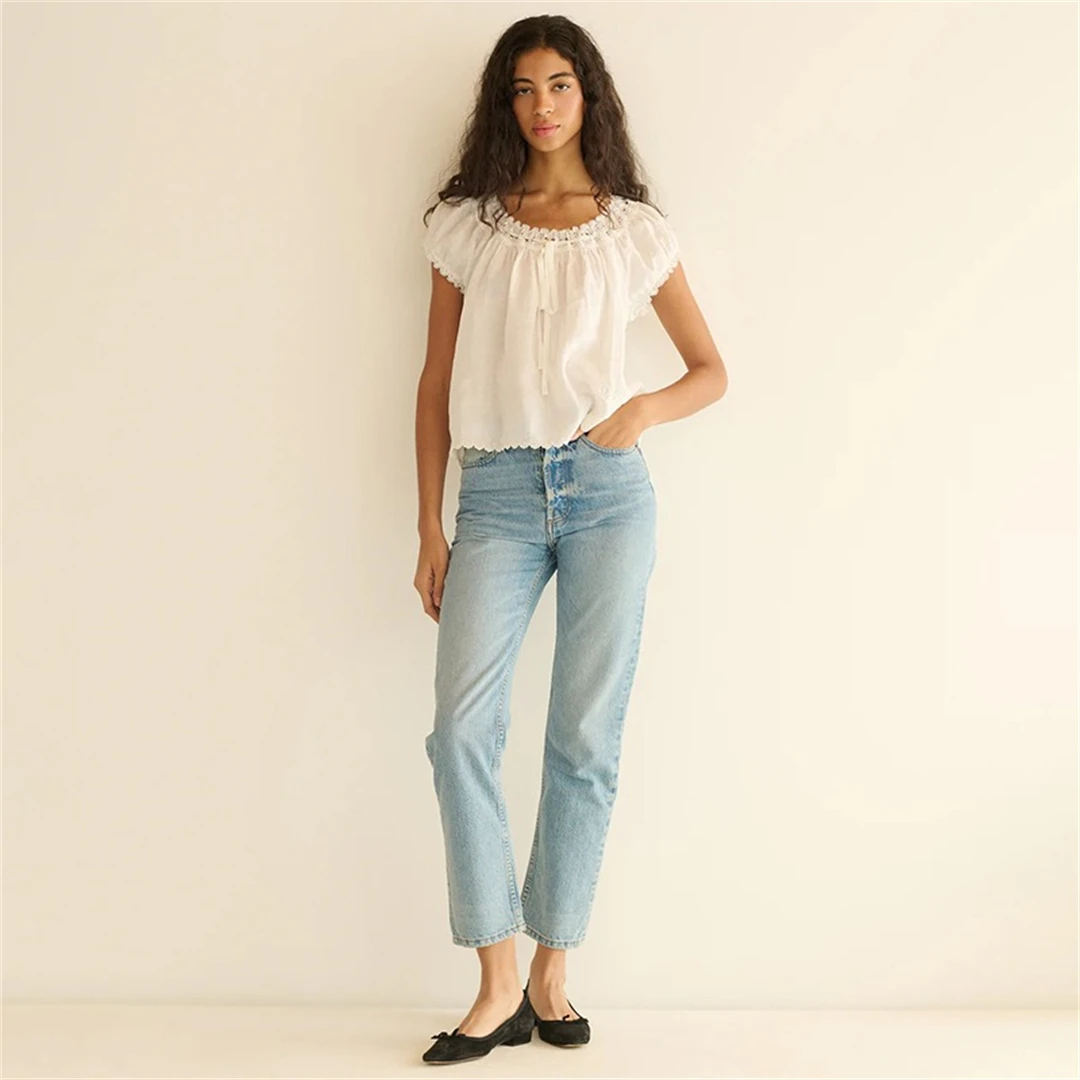 

Classic Sweet Embroidered Linen Short Shirt Doe Doll Top Spring 2026 French Style Loose Fit Breathable Cotton Linen Blend