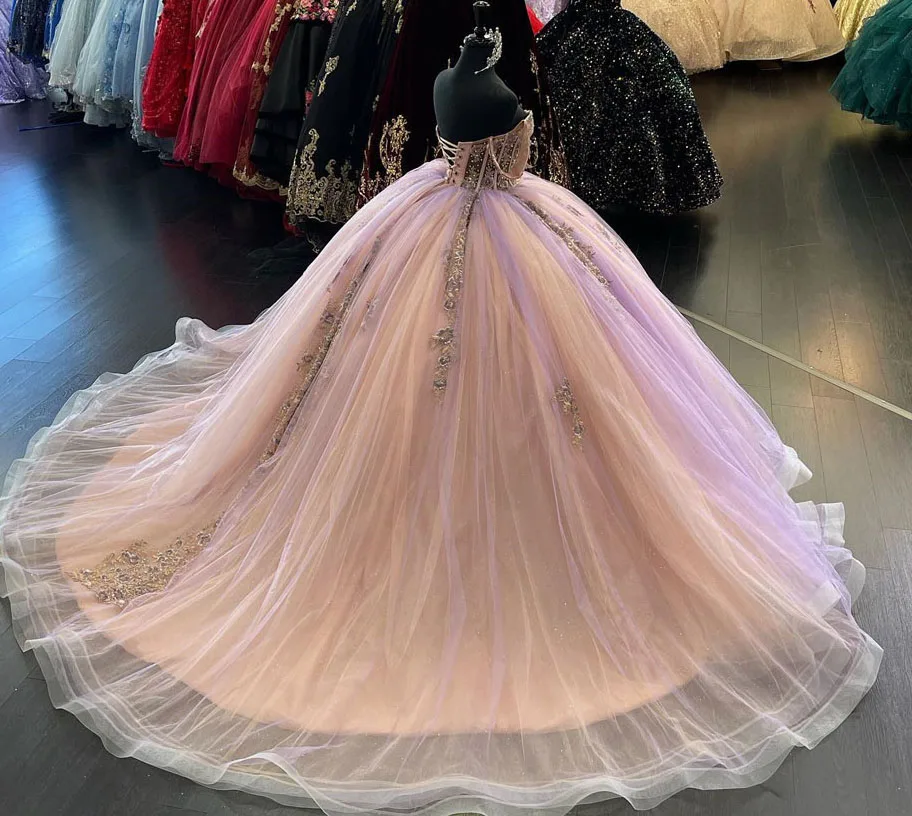 Puffy Robes De Quinceanera Robe De Bal De L'épaule Tulle Appliques Mexicain Doux 16 Robes 15 Anos