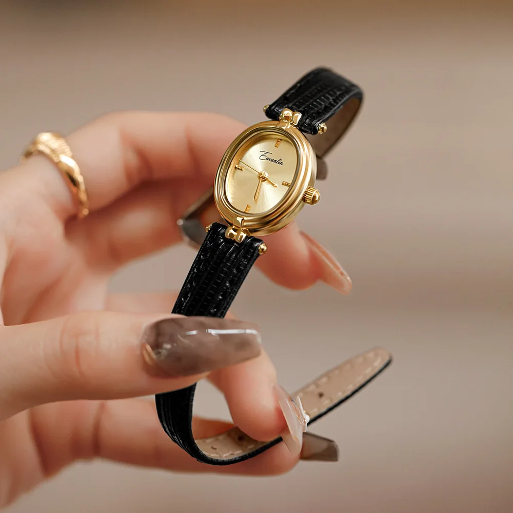 Retro small round watch fashion literary ladies watch simple temperament small dial light luxury leather belt women's watch
