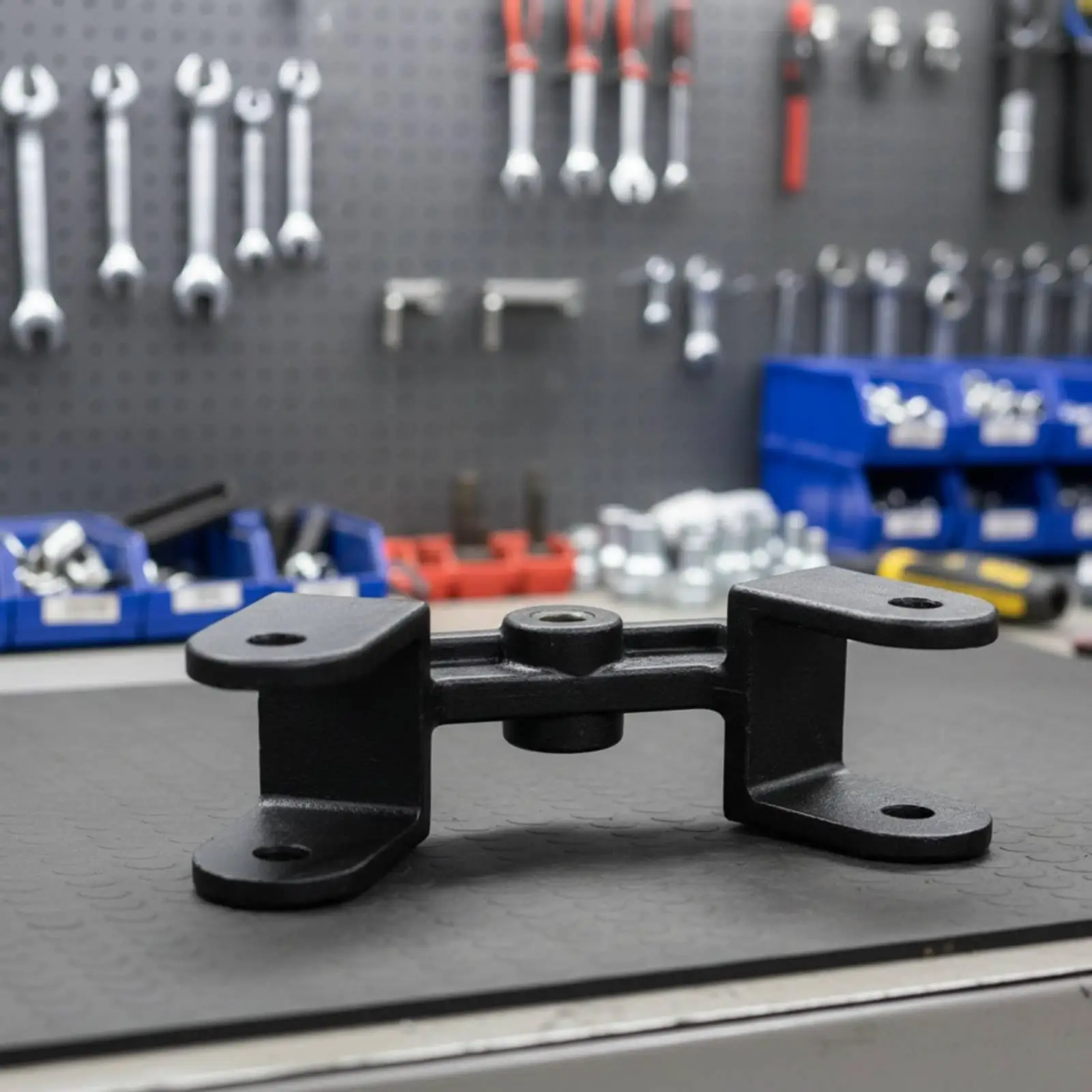Leaf Spring Equalizer with Bushings Smooth Ride Support System Bracket Reliable