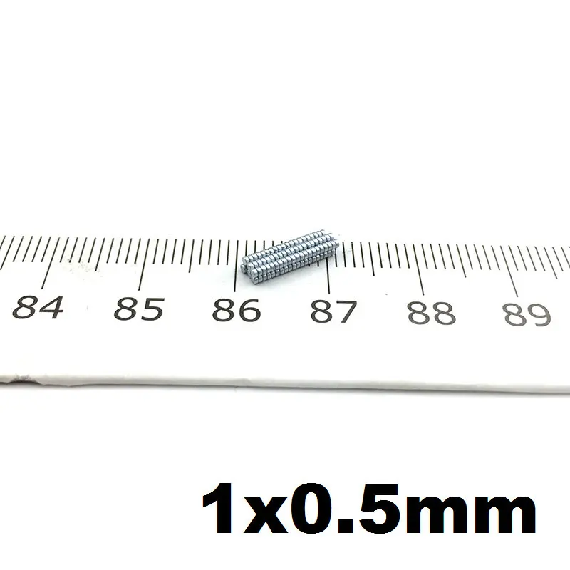 1mm Micro Magnet Round Diameter 1mm 0.5-5mm Height 0.039