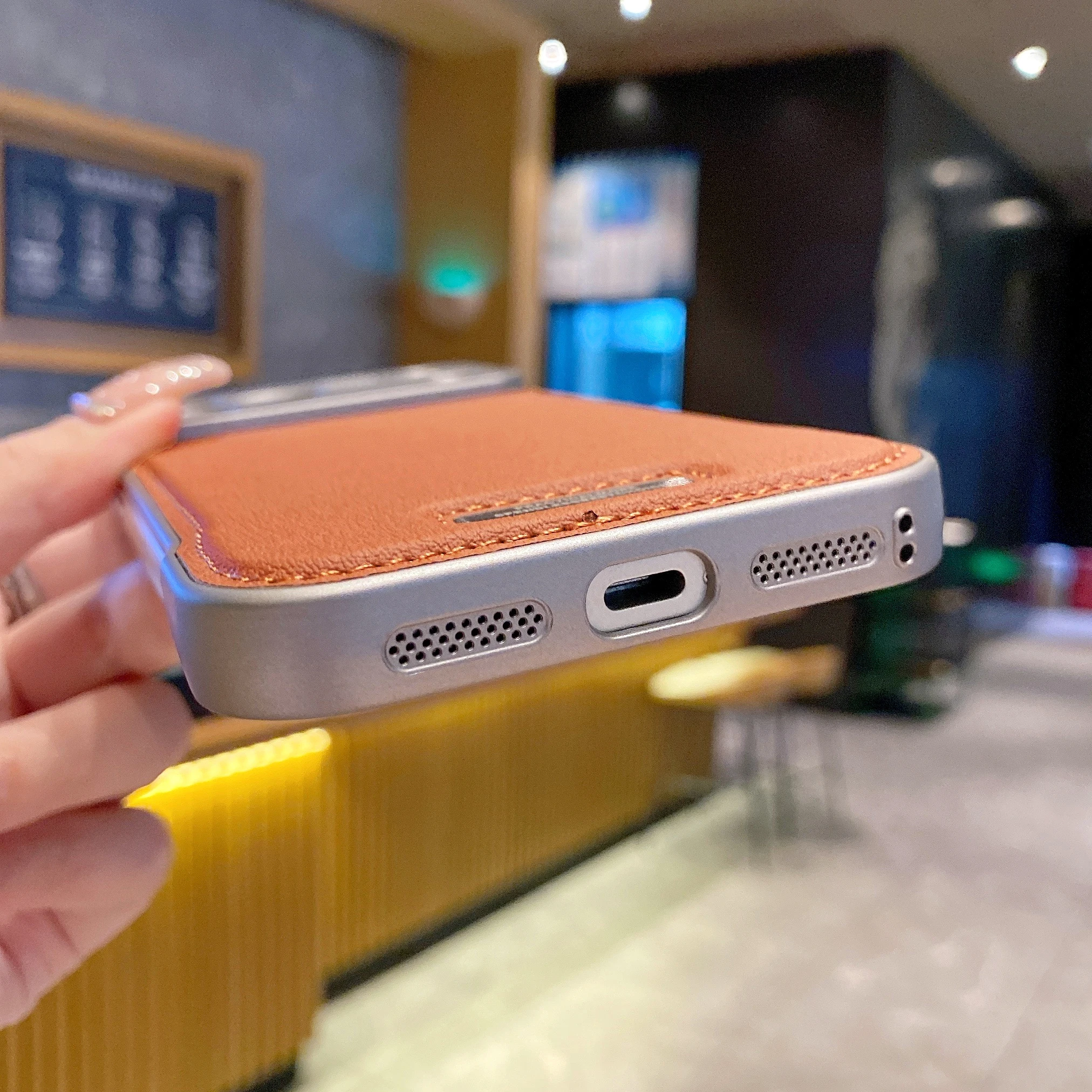 เคสหนัง Magsafe ไร้ขอบ ระบายความร้อนด้วยกลิ่นหอม สำหรับ iPhone 17 16 15 14 13 12 11 Pro Max Plus 17 Air 16E ฝาหลังแม่เหล็ก