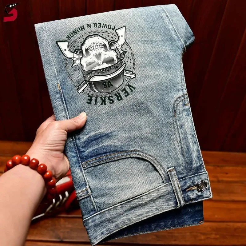 

Винтажные джинсы с принтом для мужчин, весна-лето 2026, зауженные прямые стрейч-джинсы, корейский уличный стиль, рваные джинсовые брюки