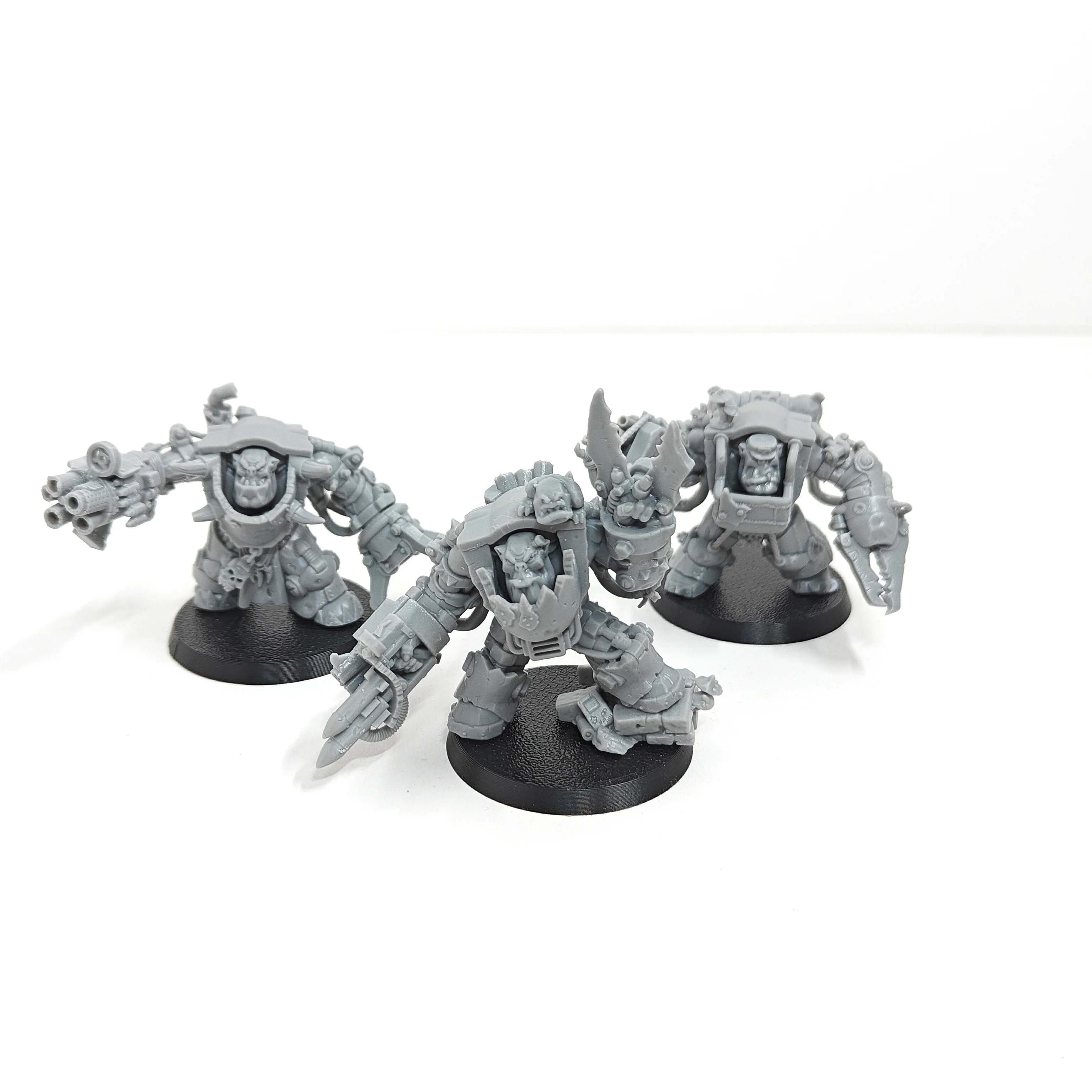 Garagenbausätze Wargame Orc Ork Harzbausätze Figur unbemalte Miniaturen (3 Figuren) zw612