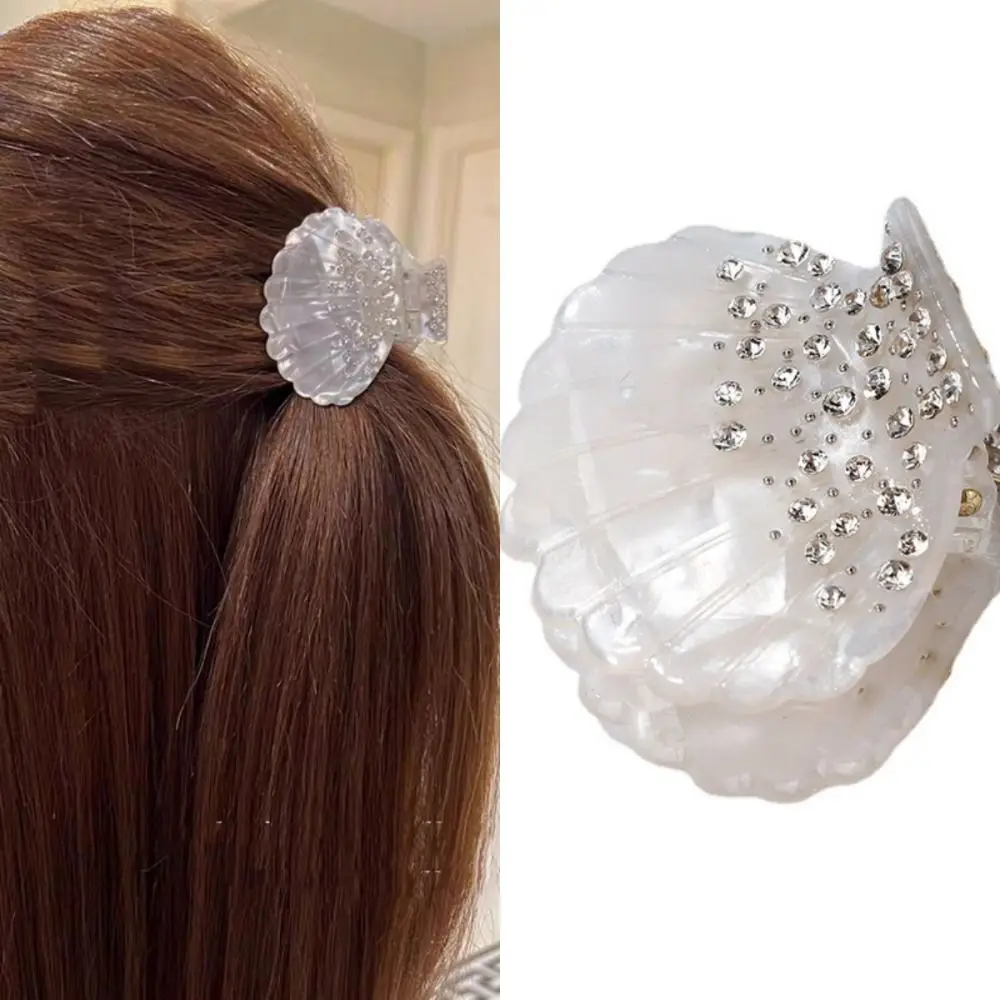 Acrylic Shell Hair Claw Elegant Rhonestone Korean Style Shell Shape Claw Clip Headwear Crab Clip Shell Crab Clip Lady