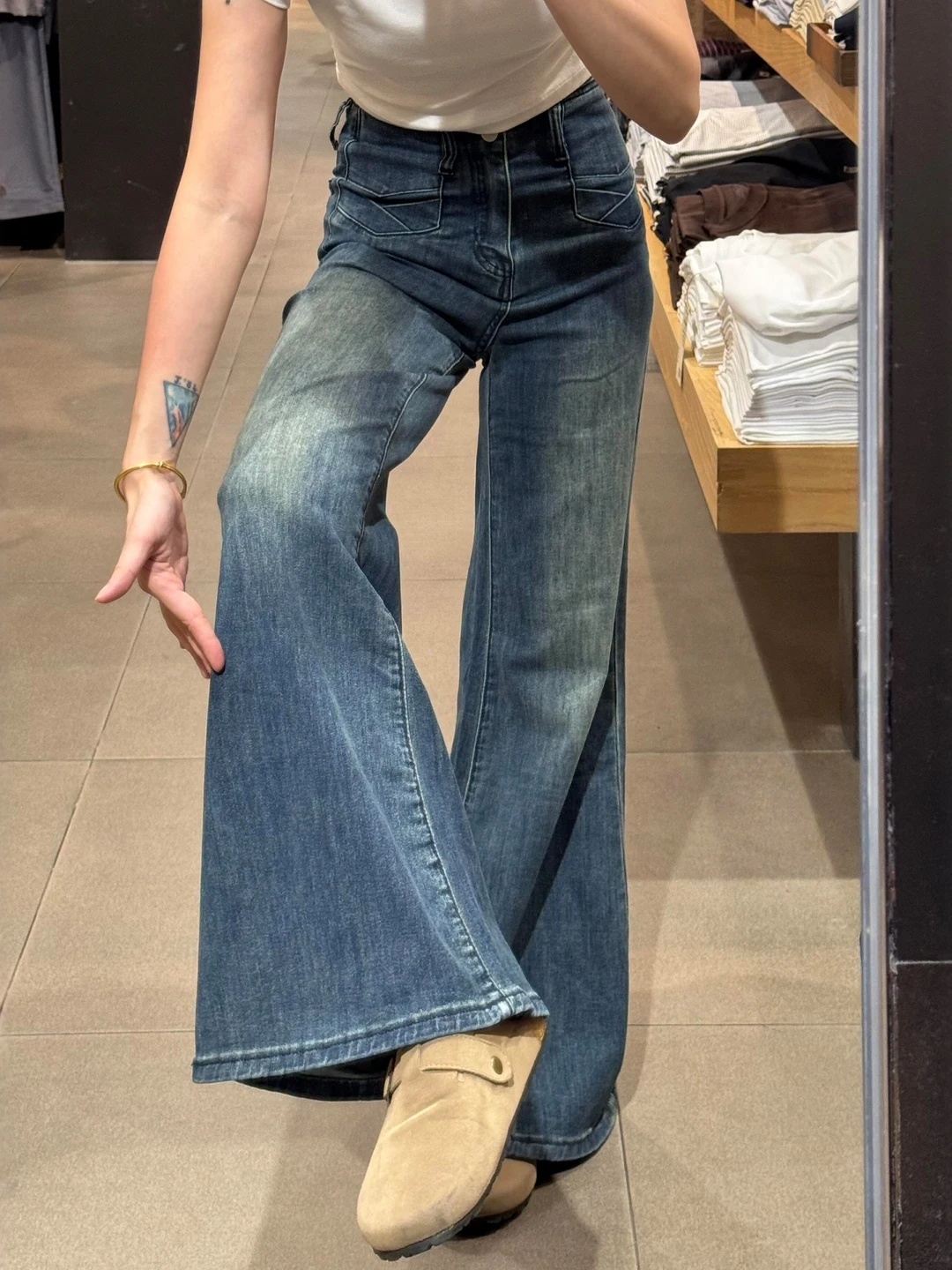 

Ретро джинсы с высокой талией и широкими штанинами, женские повседневные свободные расклешенные брюки, осенне-зимние, больших размеров, удобные повседневные джинсы