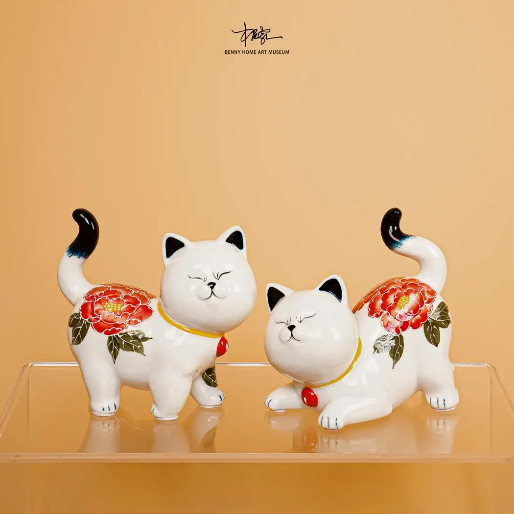 

2025 Chinese style personalized ice crack ceramic kitten living room study desktop entrance ornament