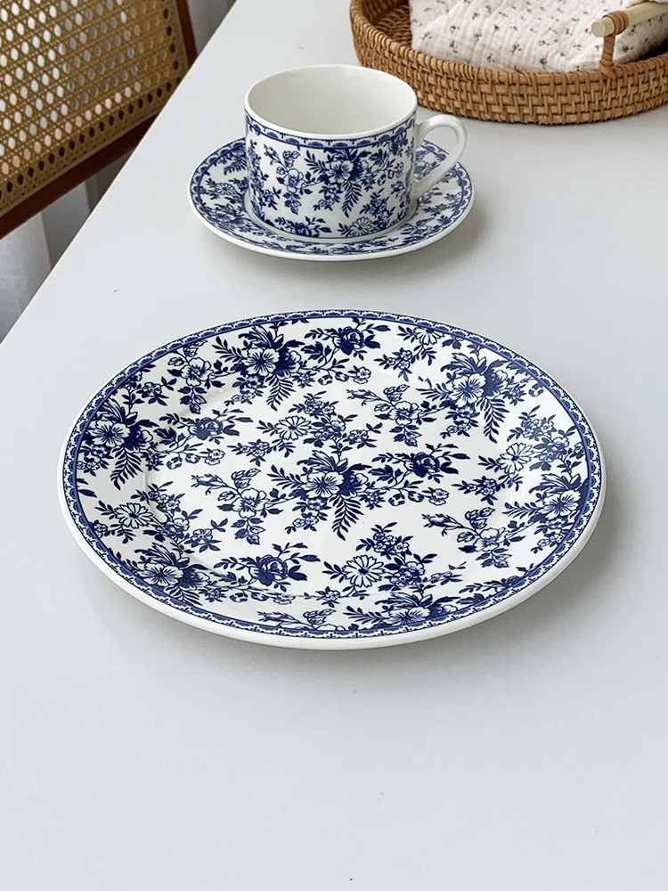 

Retro Chinese Blue And White Cerc Cup And Plate Set Glazed Color Dert Plate Dining Plate Vintage Sle Eight Inch Size