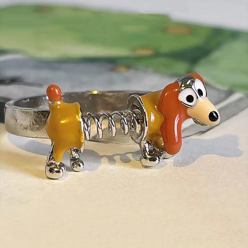 Anel Disney Slinky Dog, Design Exclusivo Feminino, Ajustável, Unissex, em Liga com Eletrogalvanização, Anéis de Mola Abertos com Desenho Animado, Joia de Personalidade