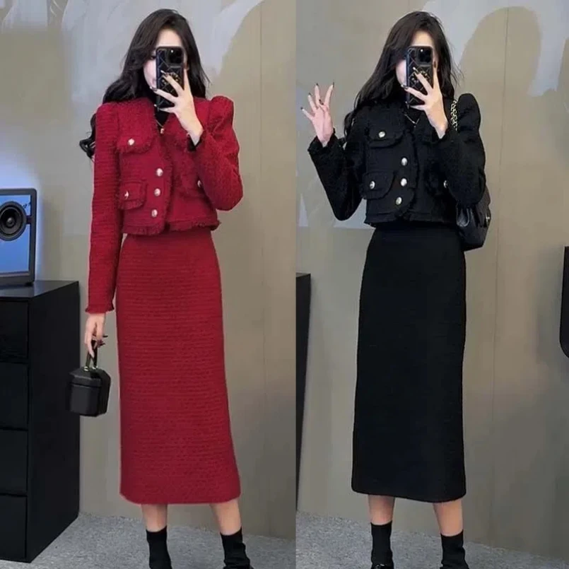 Modeset für Damen im Frühling und Herbst. Neue koreanische Version des kleinen, kurzärmligen Top-Zweiteiler-Sets im Duftstil von Socialite