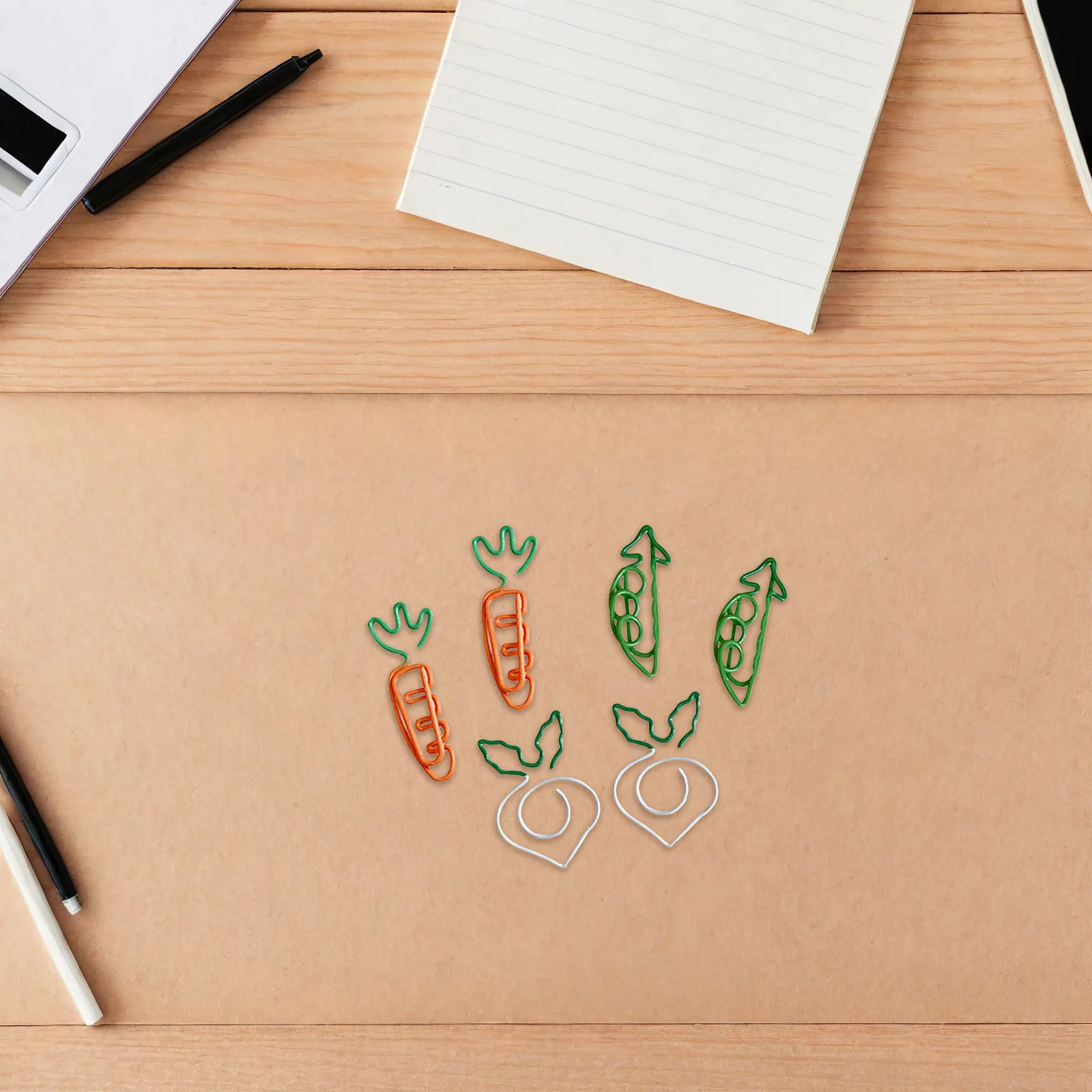 

9Pcs Cartoon Carrot Paper Clips Creative Metal Small Paperclips for File Document Notebook Office School Home Study Organization