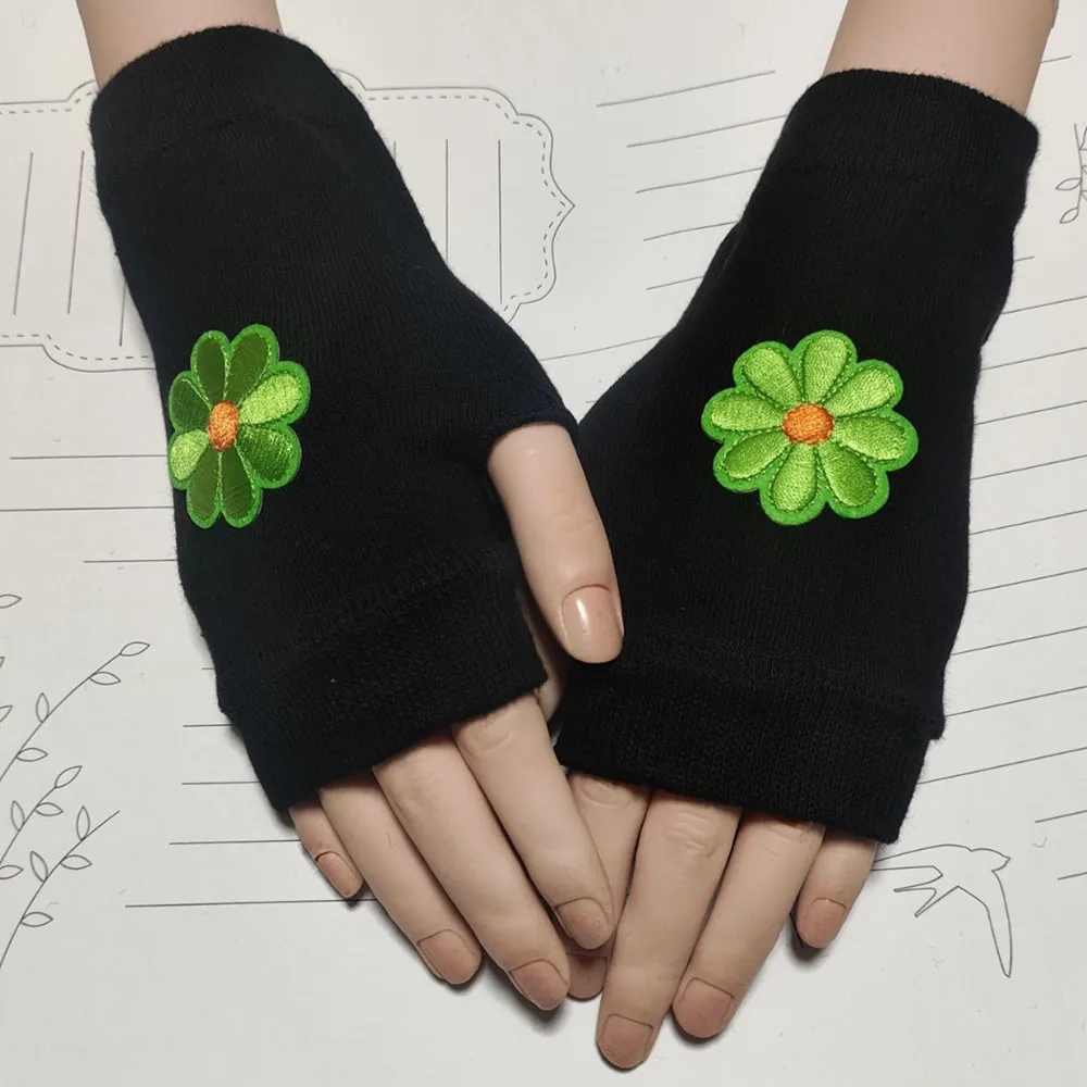 New embroidered Flower chrysanthemum knitting gloves Fingerless Gloves