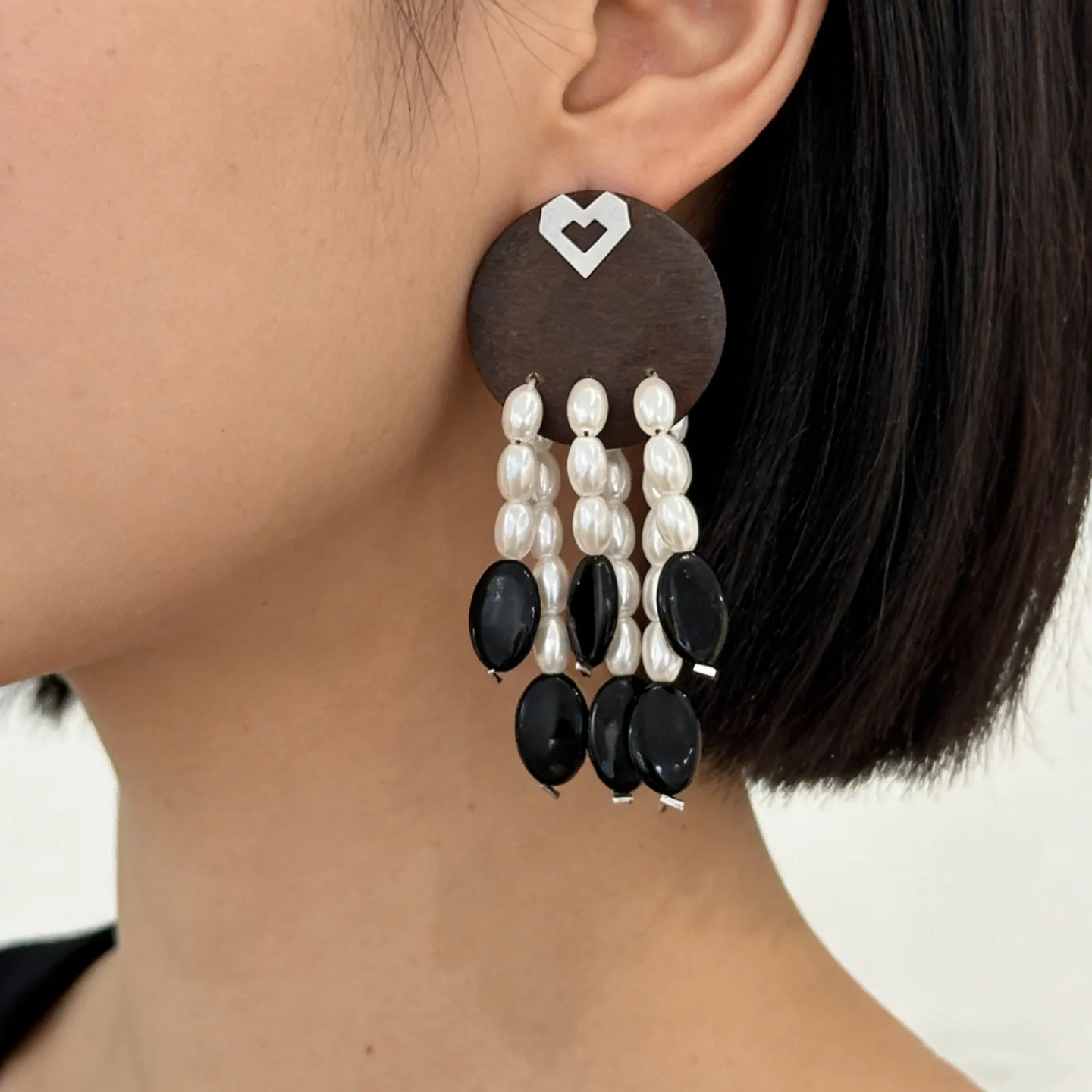 New Chinese retro pearl bead curtain earrings graceful temperament wooden disc earrings women's wood fringed earrings accessorie