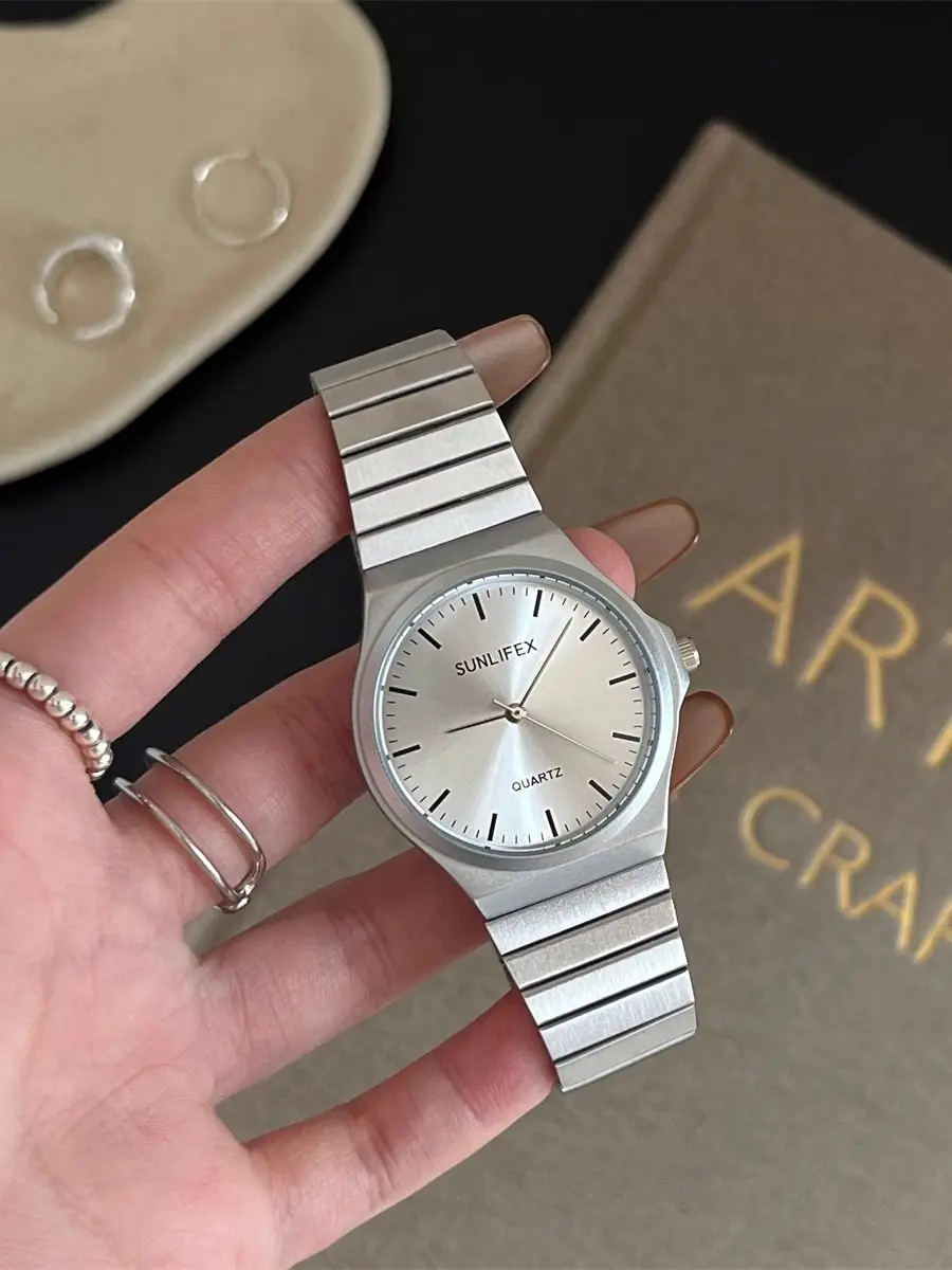 Trendy And Minimalist Women'S WatchStylish Korean DesignExquisite Small Silver DialCouple'S WristwatchesCouple'S Quartz Watches.