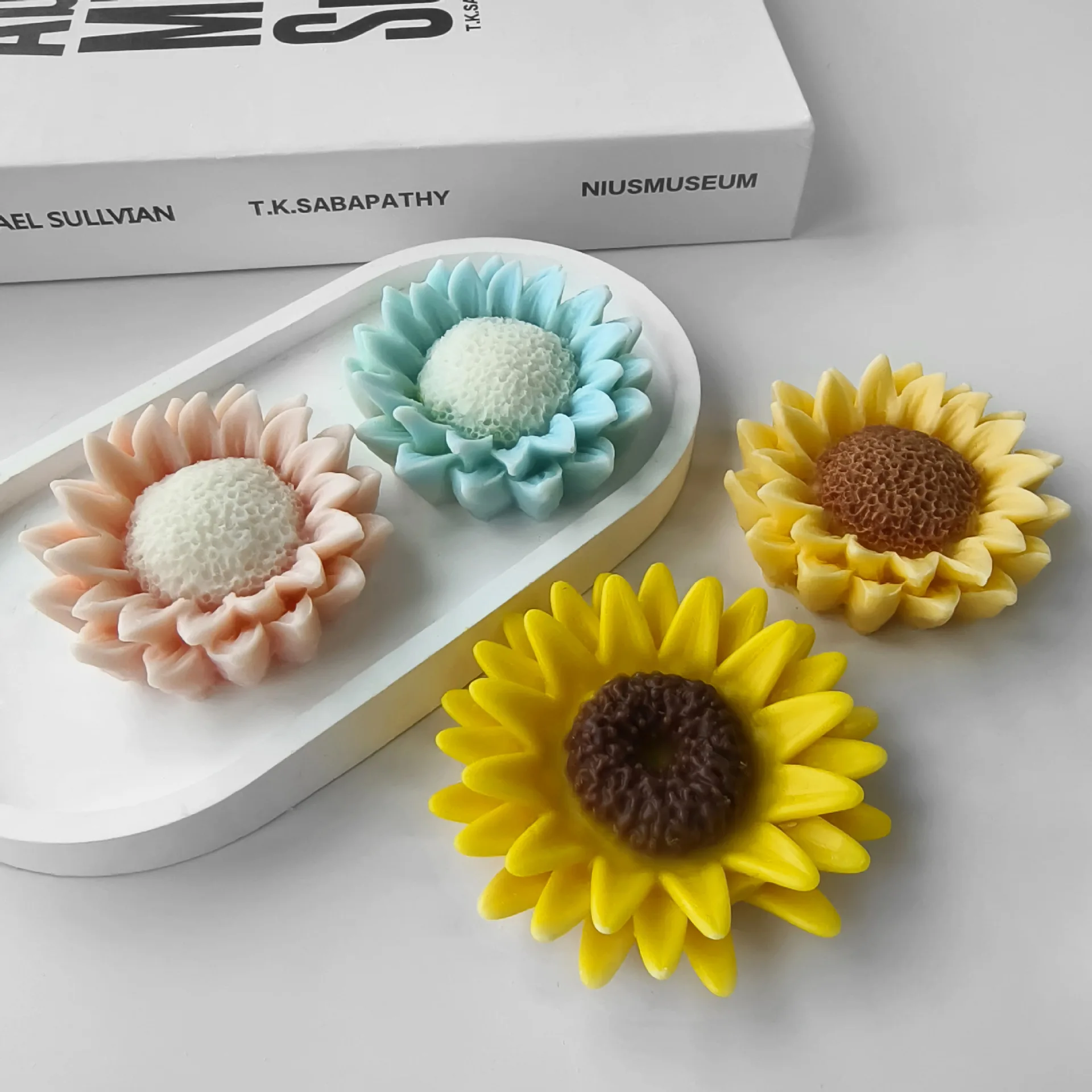 DIY Sunflower Aroma Candle Silicone Mold Handmade Flowers Epoxy Resin Plaster Ornaments Mould Chocolate Candy Baking Molds