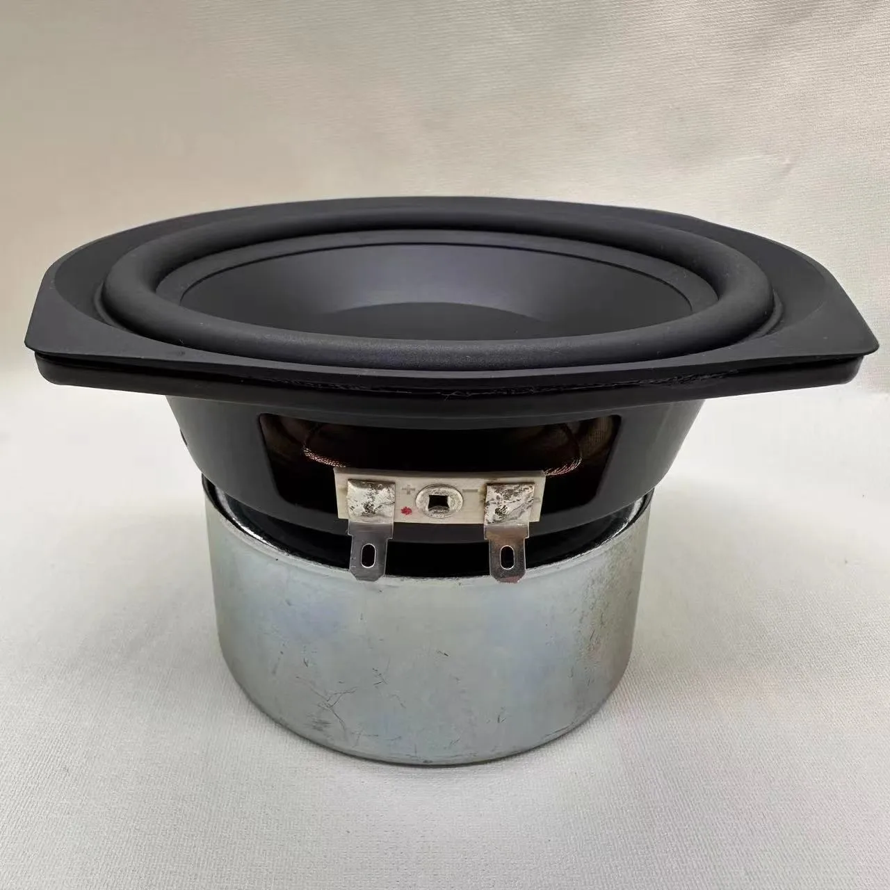 

GHXAMP для JBL Control 25, среднечастотный динамик 5.25 дюйма (135 мм), 5.3 Ом, 85 Вт, с длинным ходом, высокая точность воспроизведения, 1 шт.