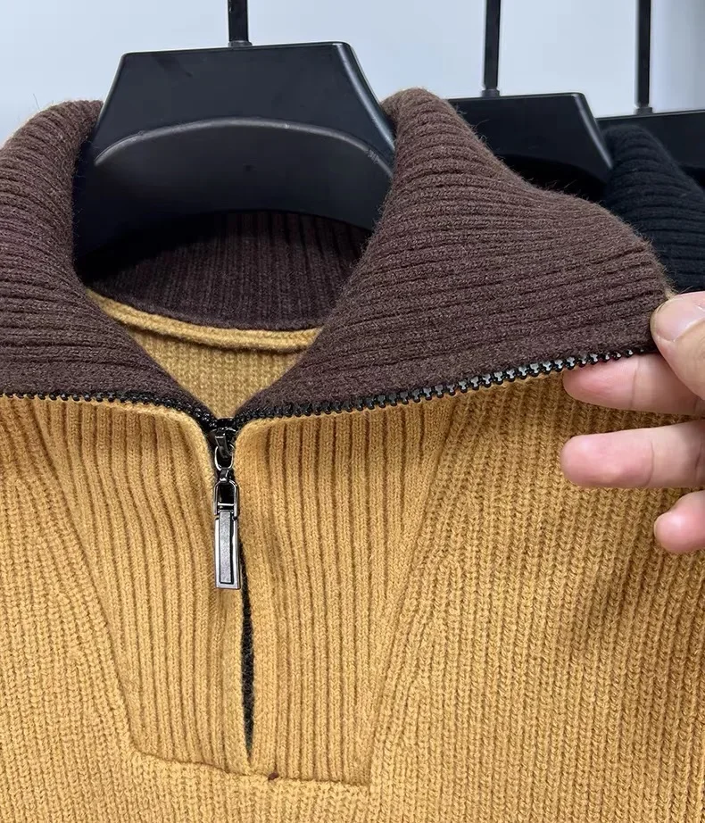 High-End-Marken-Trend-Männer-Pullover mit halbem Reißverschluss 2024, Herbst und Winter, neue lässige Mode, verdickter einfarbiger Strickpullover mit Stehkragen – Detail 10