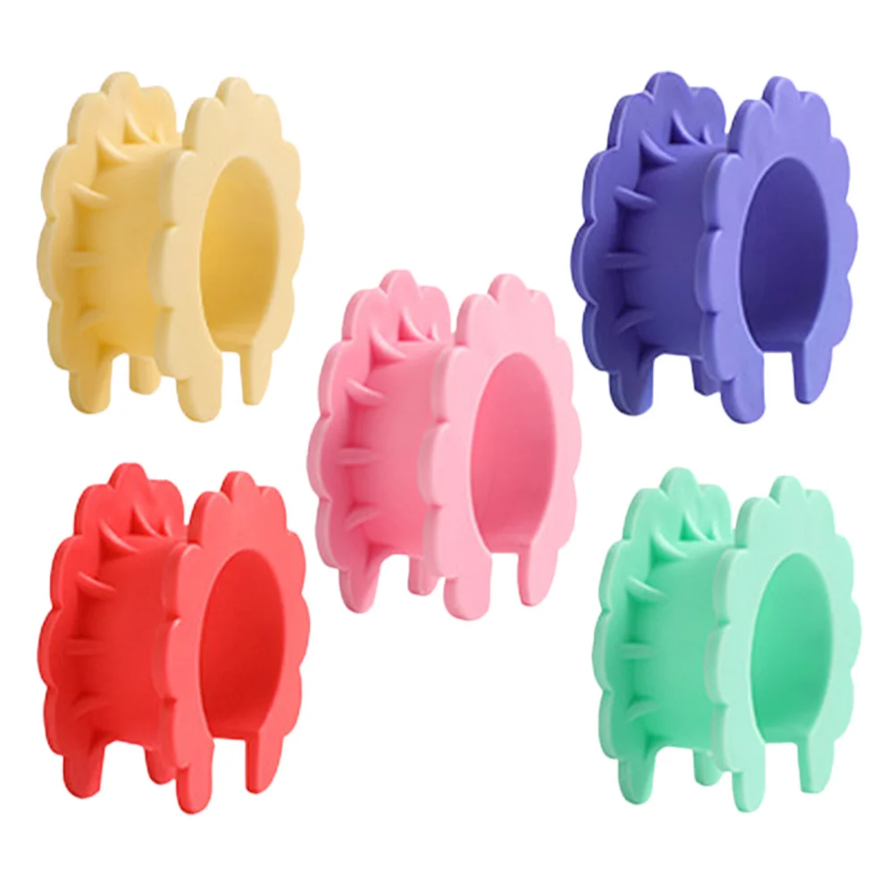 

5pcs Silicone Hanger Windproof Buckle Flower Shaped Non-Slip Grips Clothes Drying Fixing Clips Home Travel Use Retaining Ring
