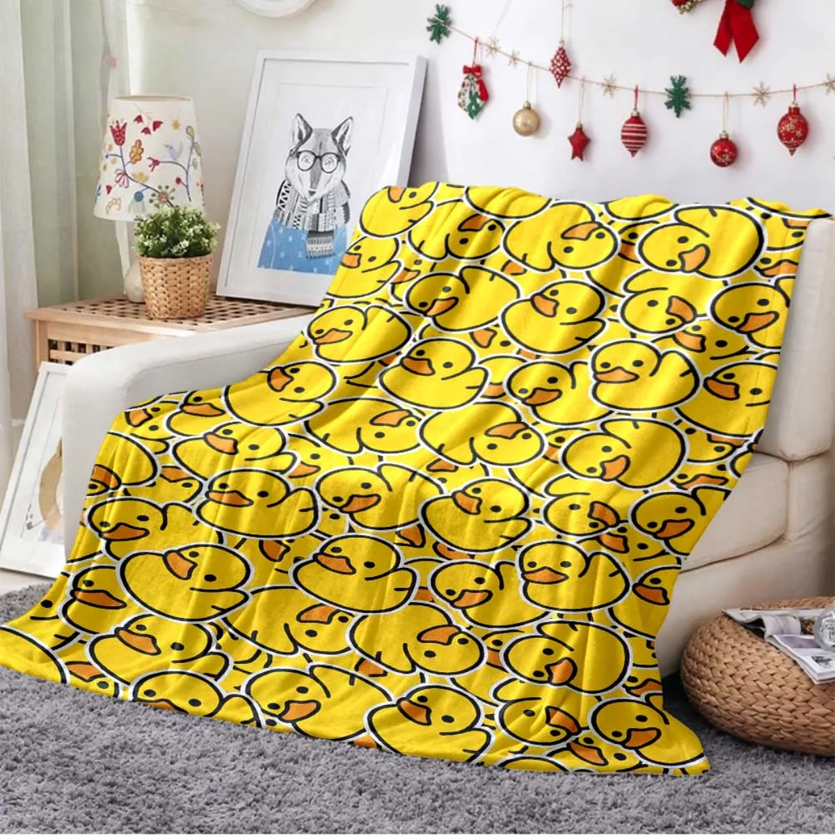 1 Comfortable Flannel Blanket with Rubber Duck Print, Suitable for All Seasons, Hypoallergenic and Tear-resistant, Bright Yellow