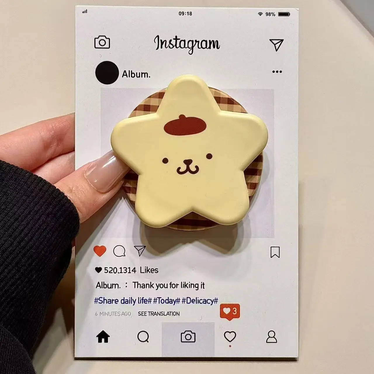 Für Magsafe Magnetischer Handyhalter Grip Tok Ständer Niedlicher Cartoon PomPomPurin Für iPhone Faltbare Kabellose Ladehülle Halter – Detail 5