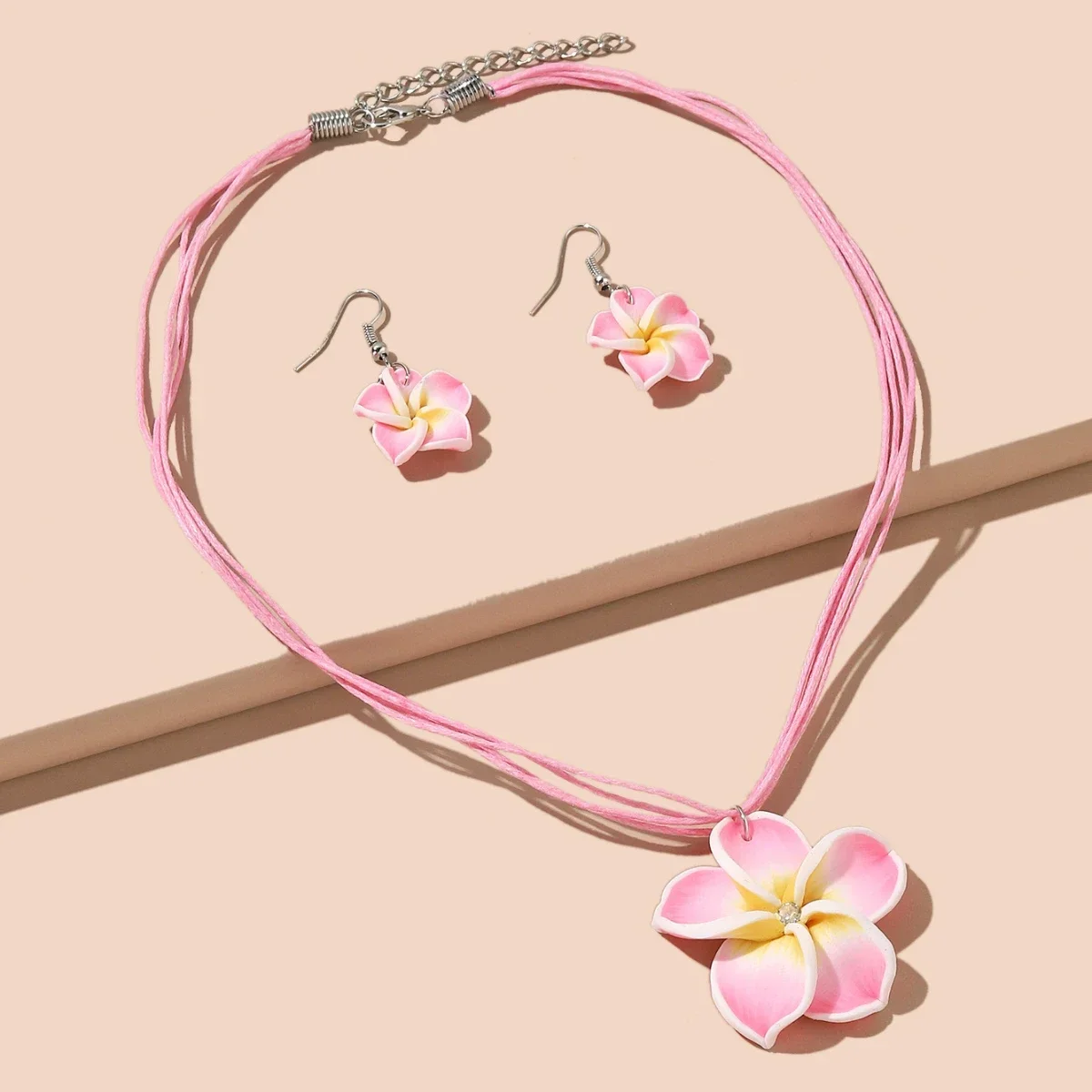 Polynesia Hawaiian Plumeria Dangle Earrings Handmade Soft Polymer Statement Drop Ear Rings Jewelry Flower Earring for Women